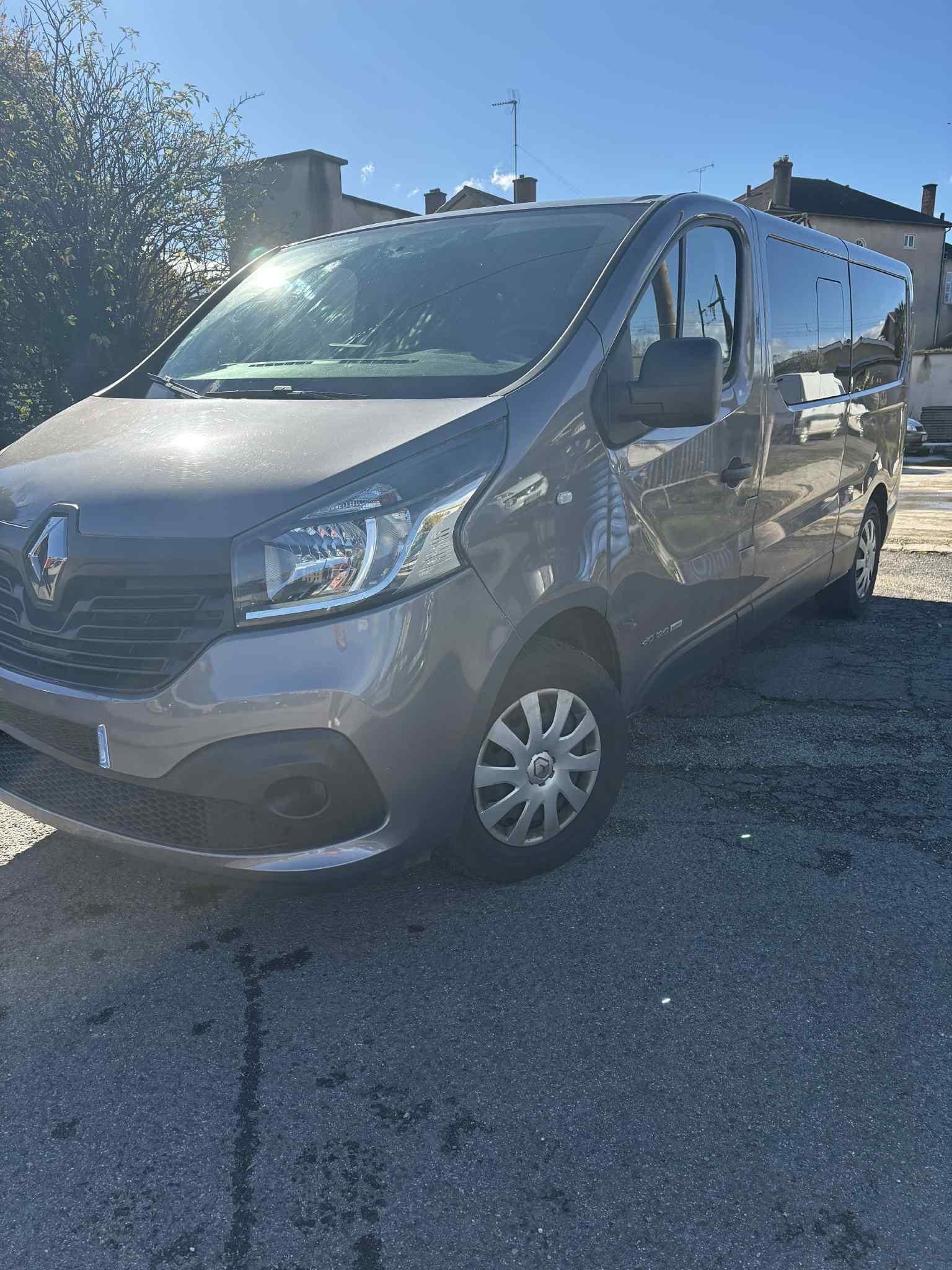 Renault Trafic avec Entrée audio / iPod