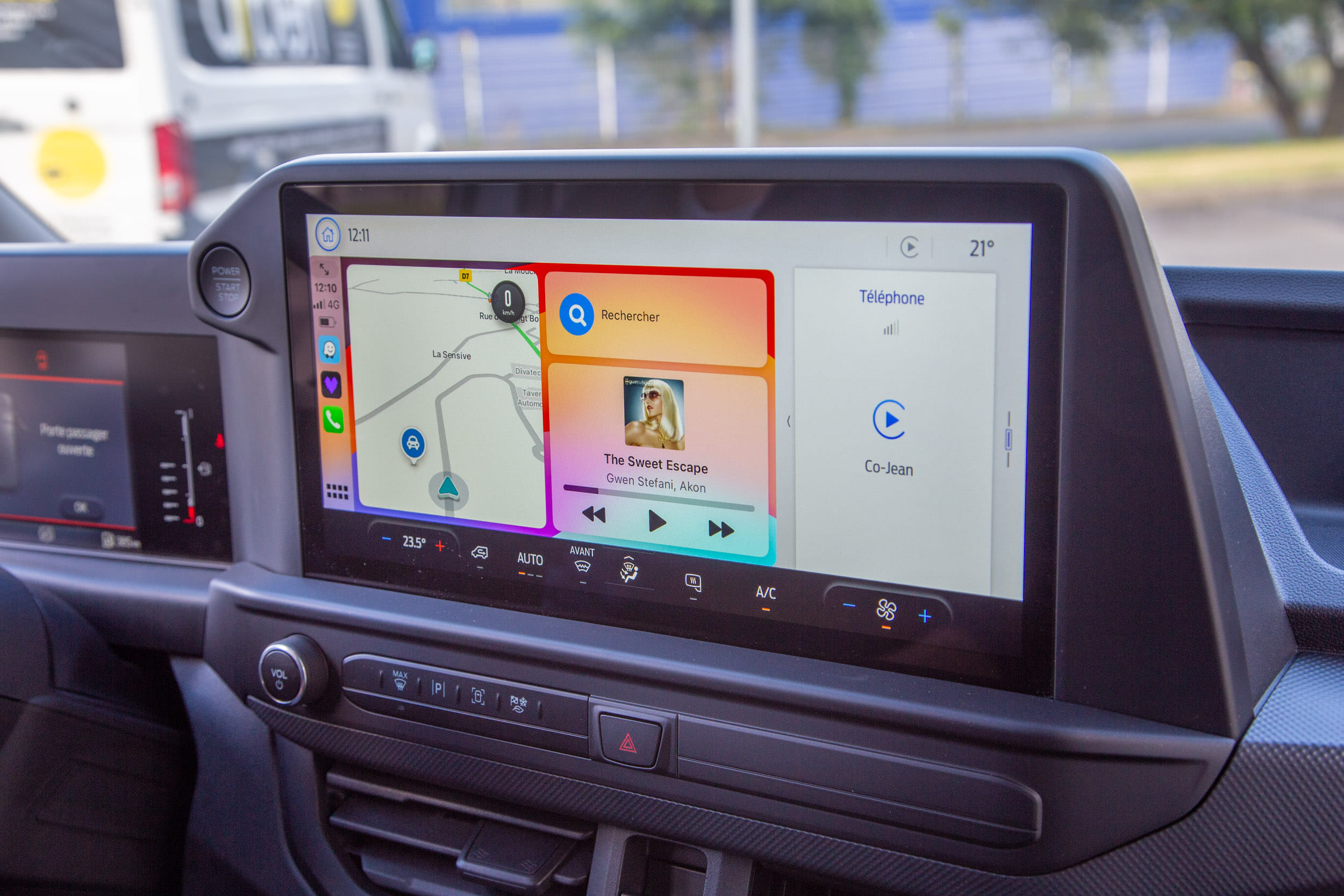 Ford Transit Custom Fourgon 2.0 136ch diesel avec Audio Bluetooth