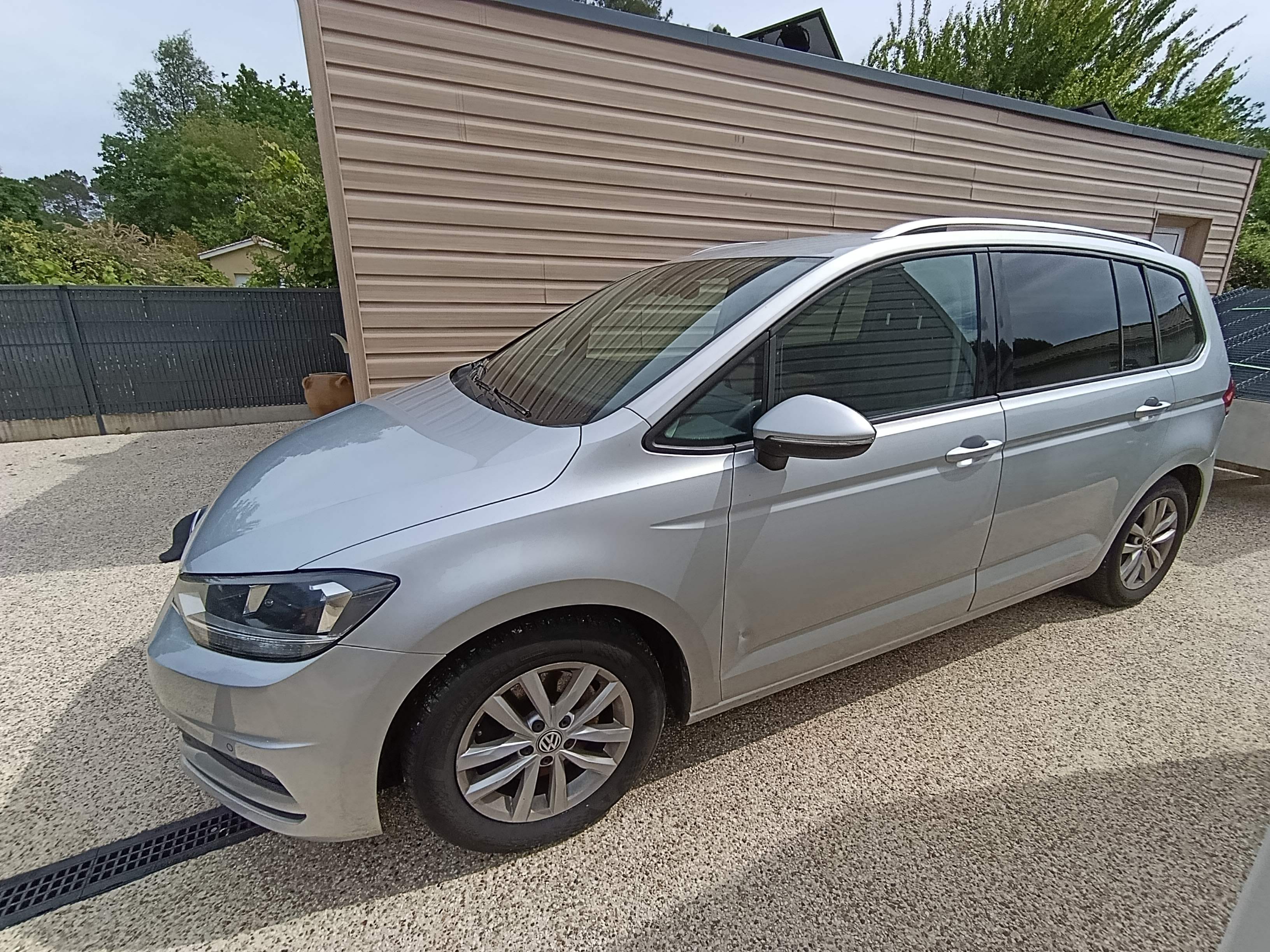 Volkswagen Touran avec Climatisation