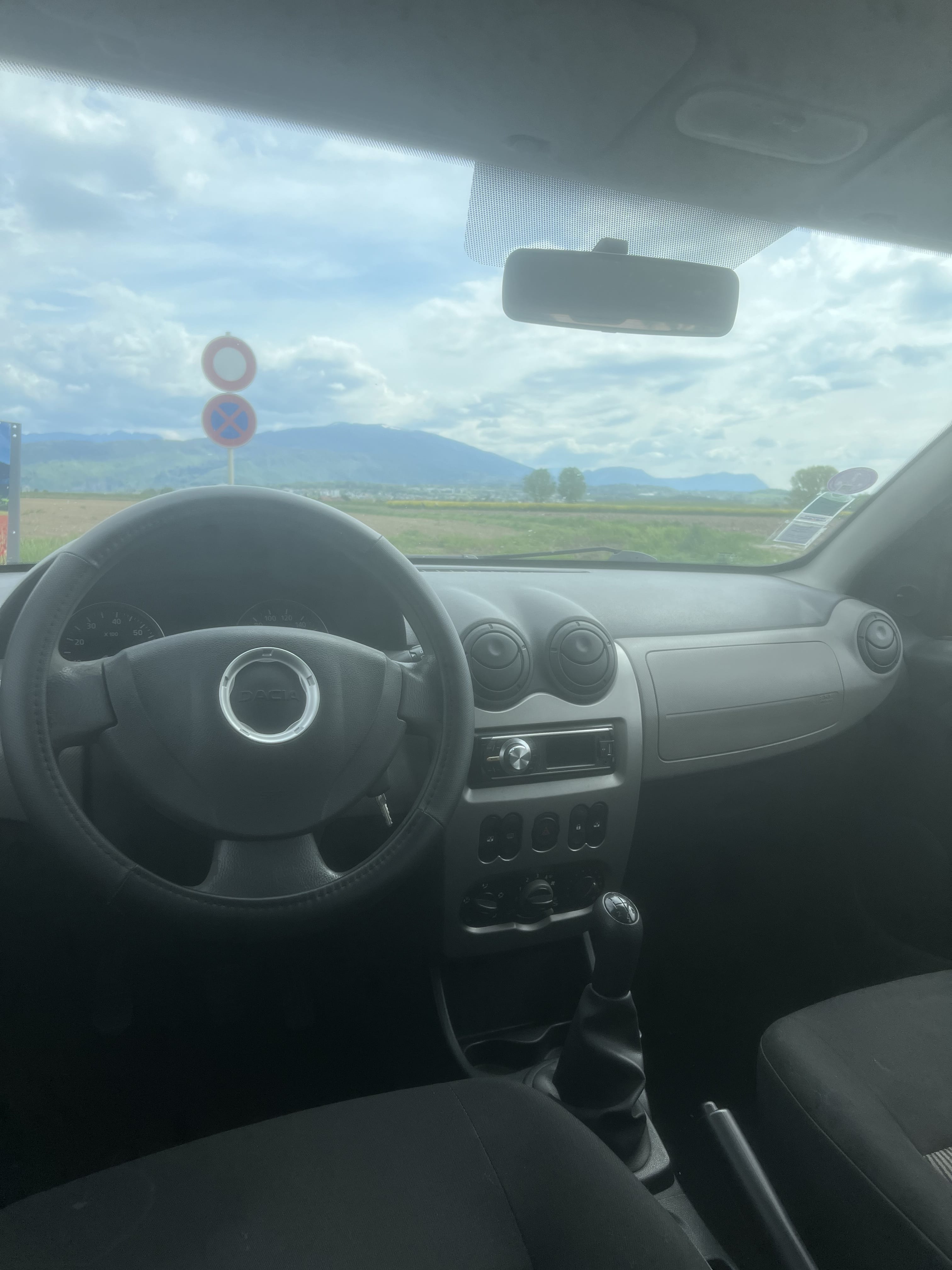 Dacia Sandero 1.2 avec Pneus neige