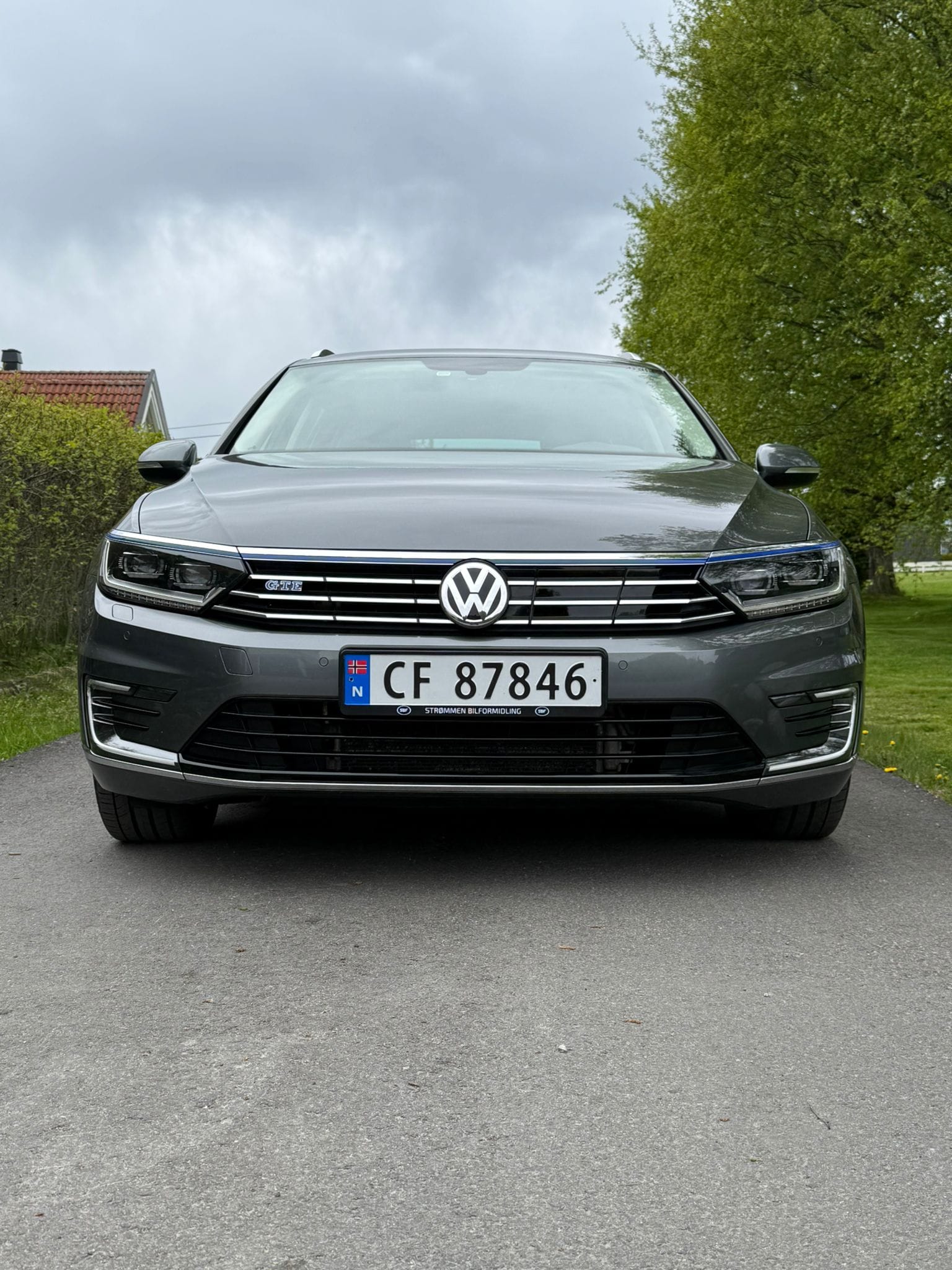 Volkswagen Passat GTE Hybrid med Cruisekontroll