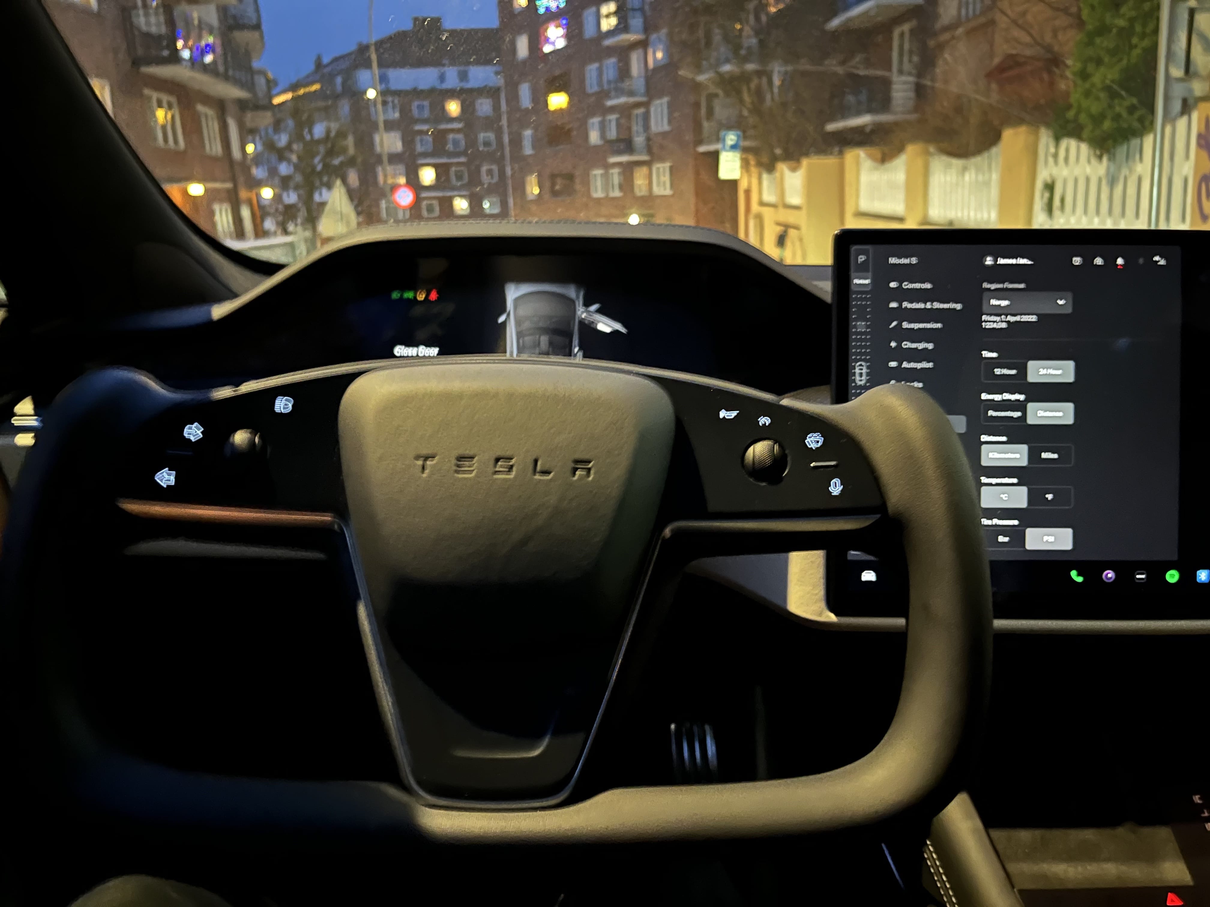 Tesla Model S med Cruisekontroll