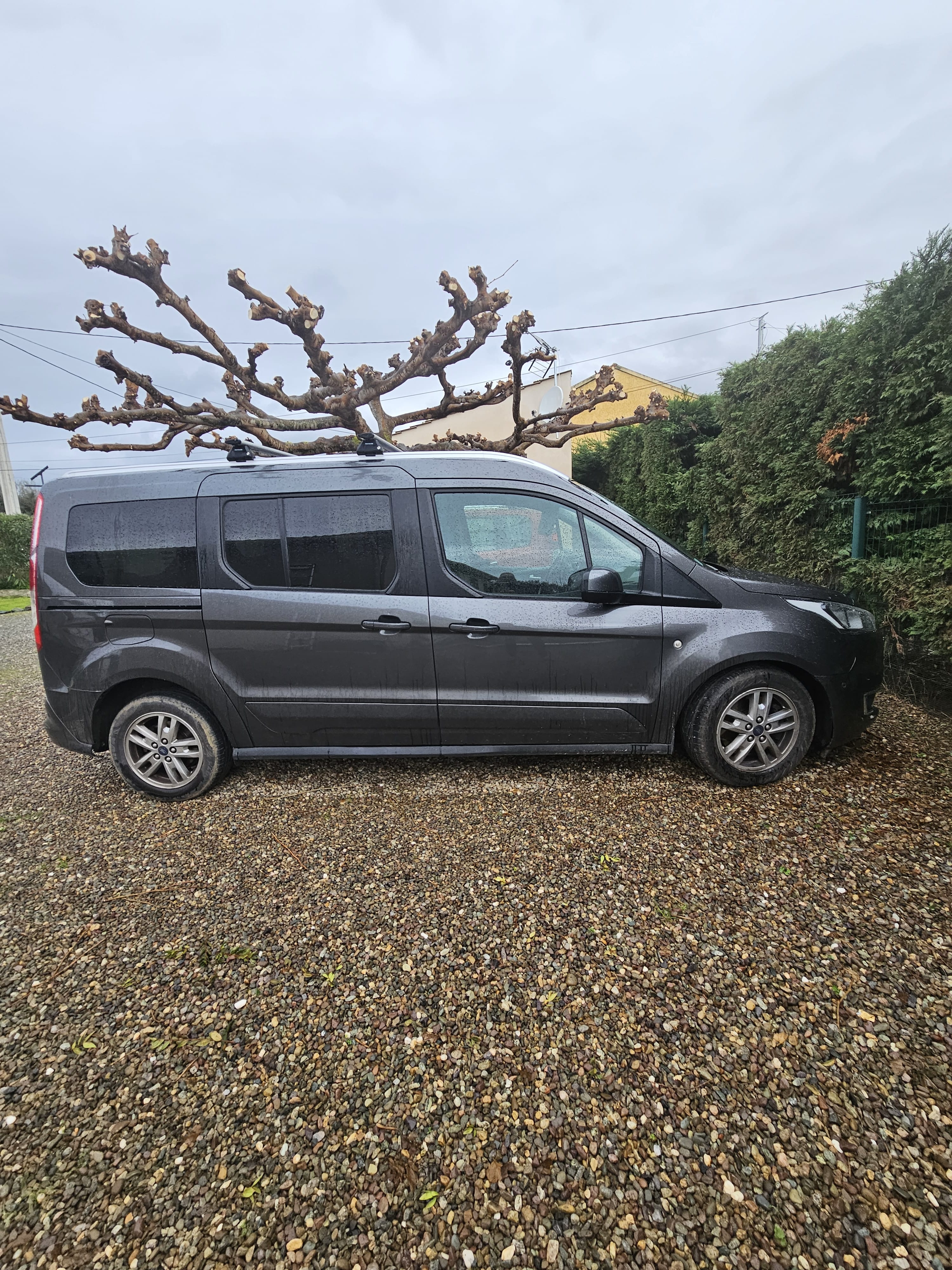 Ford Tourneo Connect Grand 7 places avec Climatisation