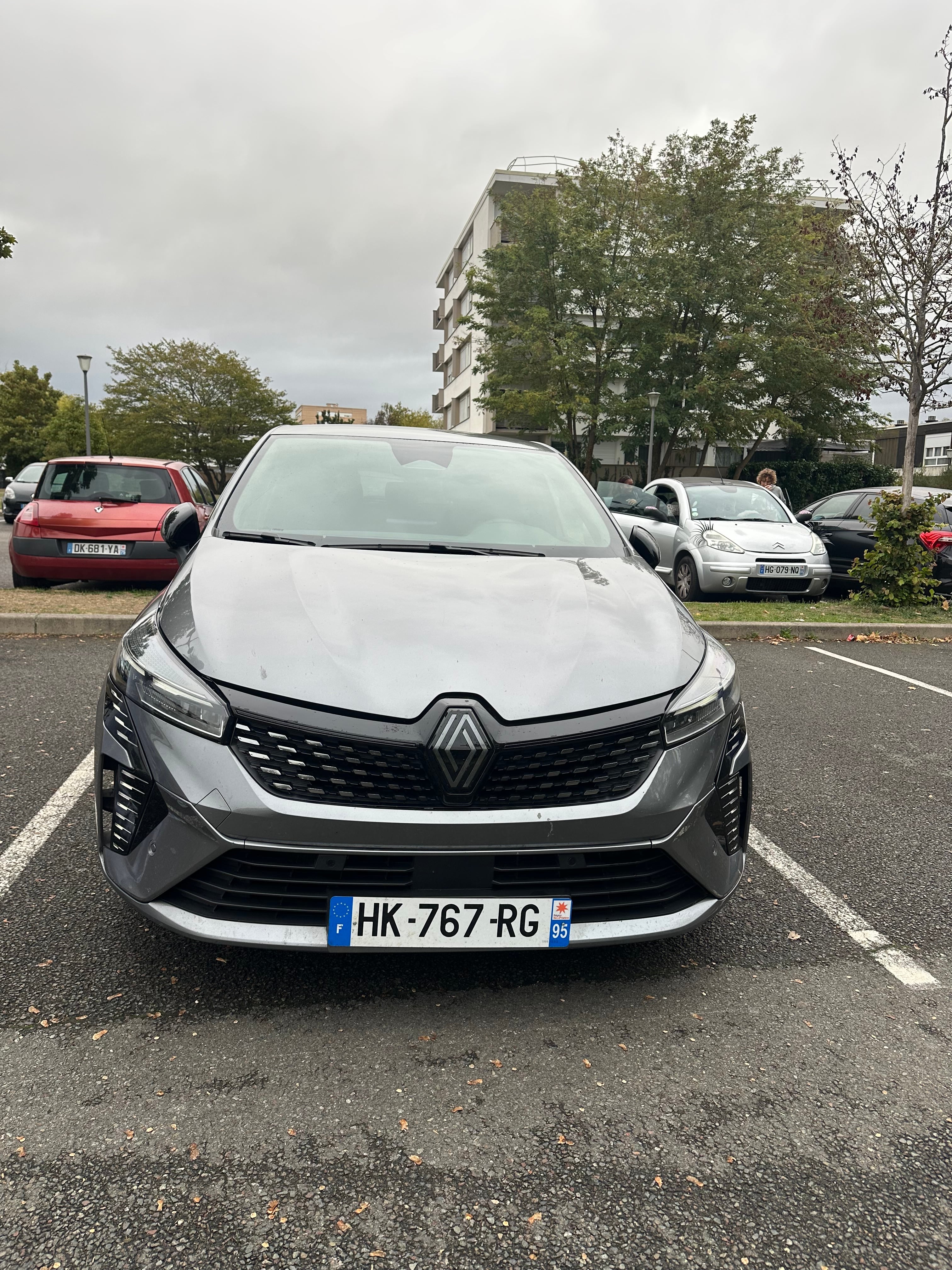 Renault Clio Alpine avec Accessible fauteuil roulant