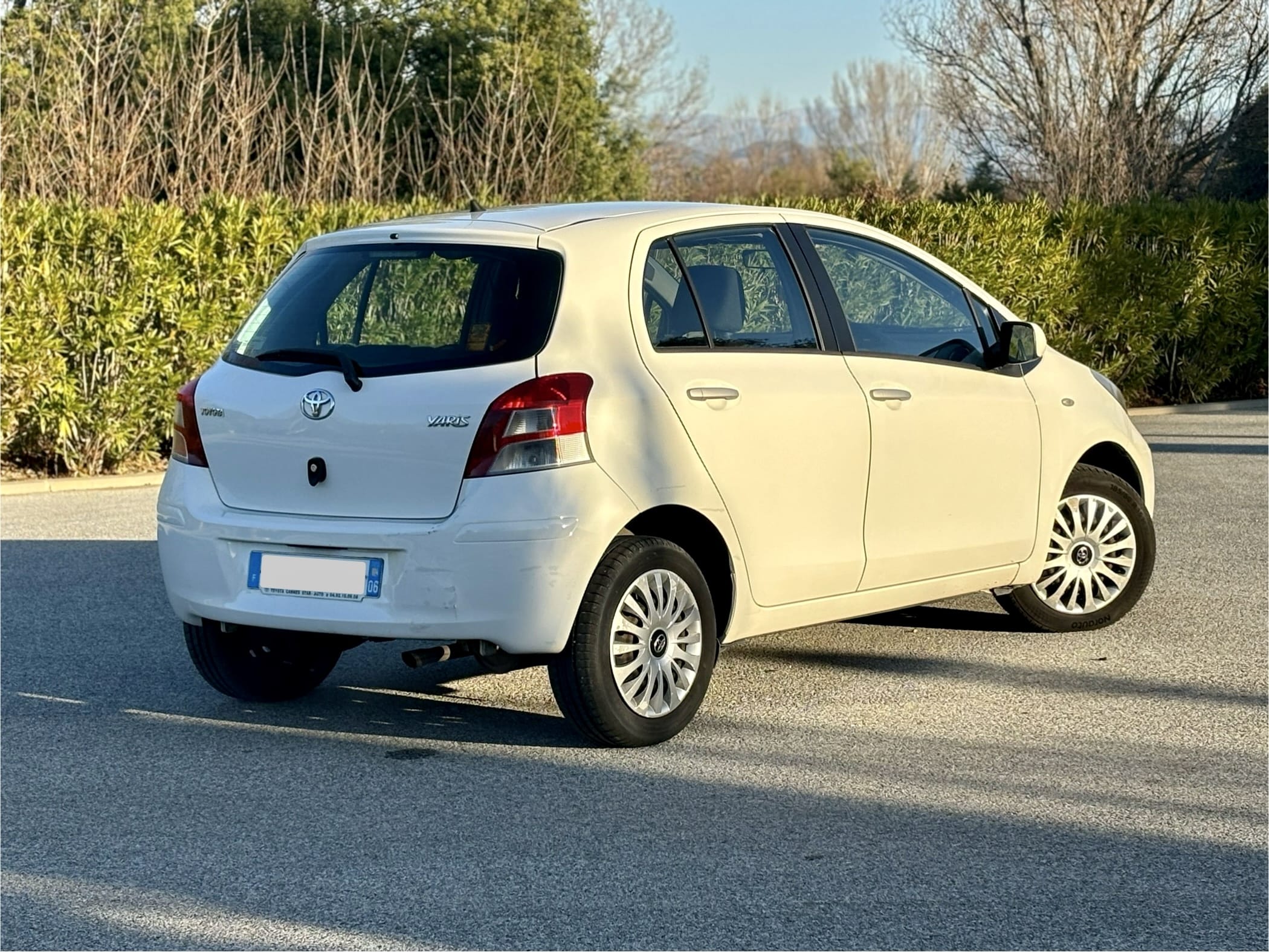 Toyota Yaris avec Siège bébé