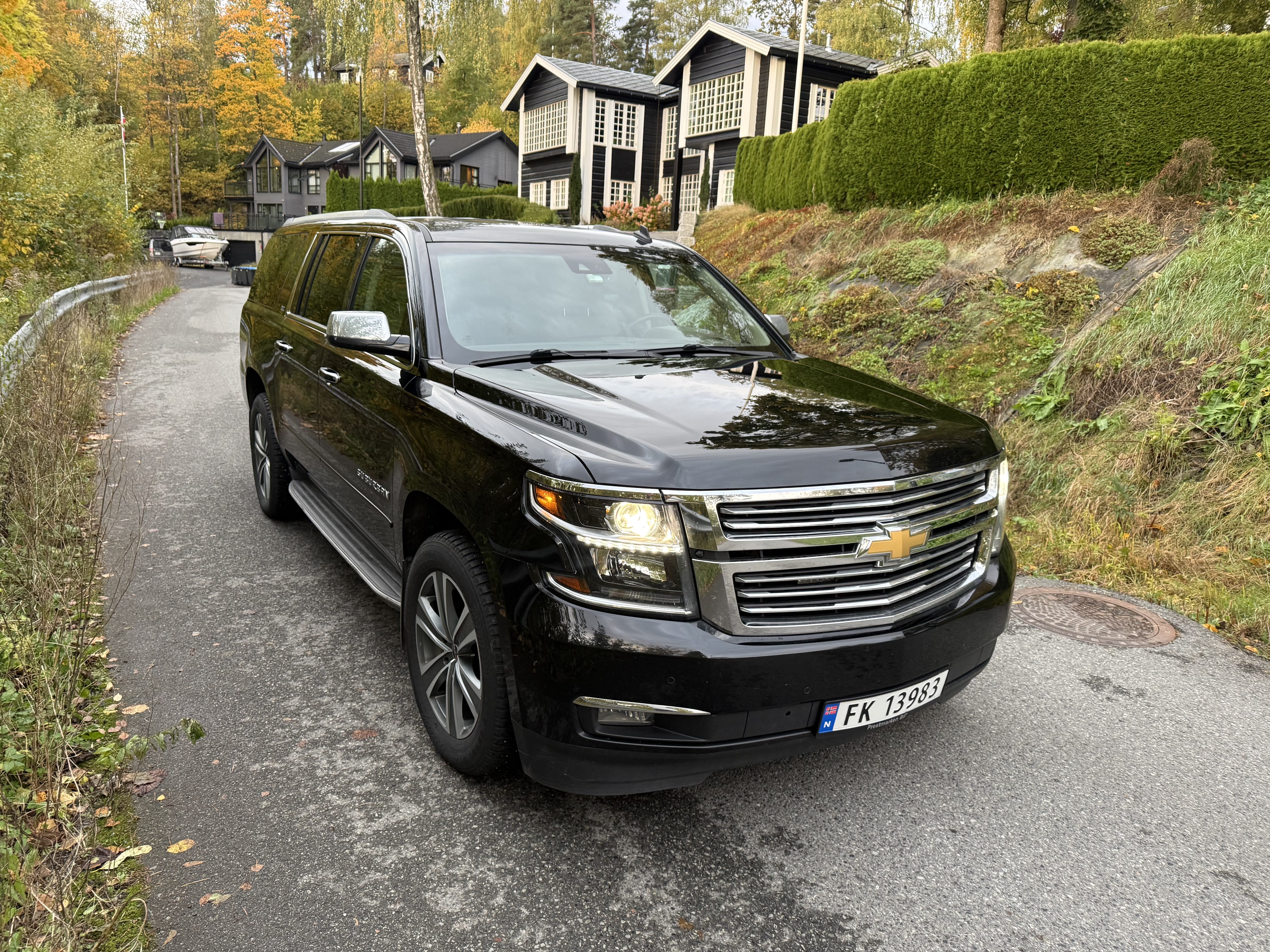 Chevrolet Suburban LTZ, 2015, Blyfri 95, automatic, 7 seats