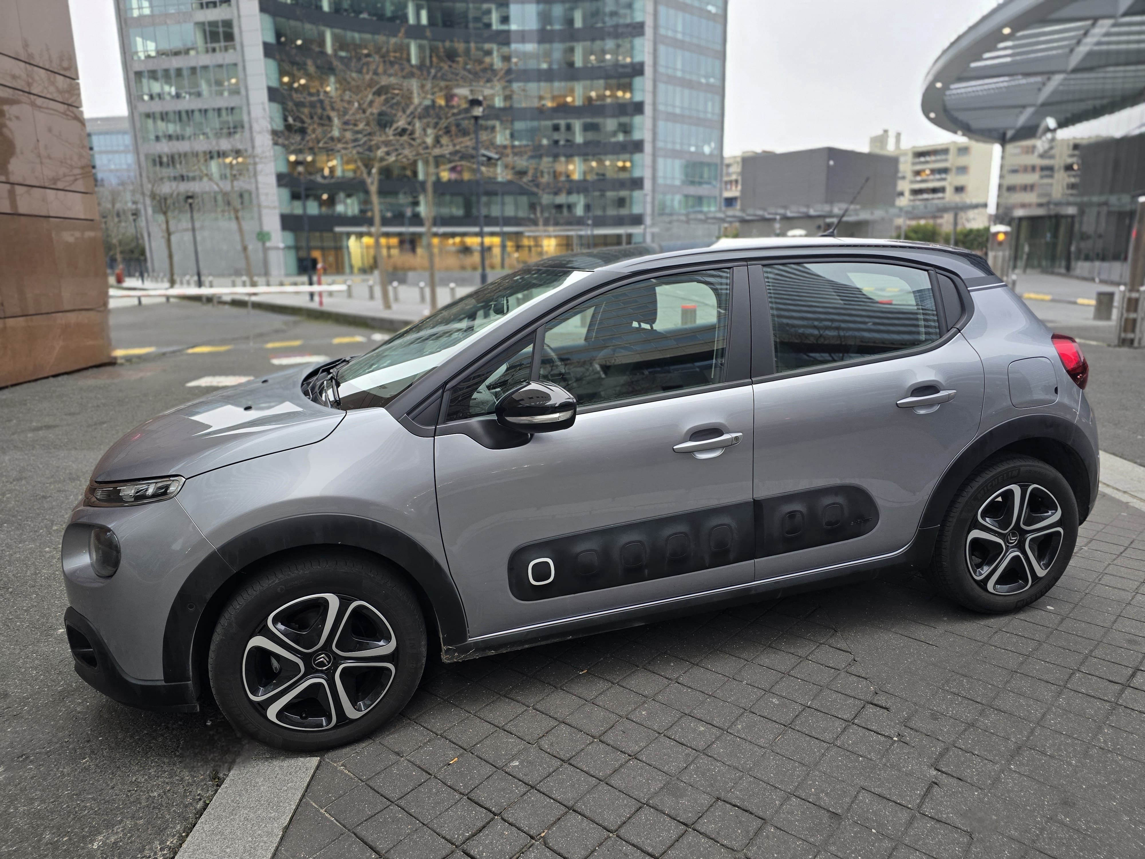 Citroen C3 Shine Business 2020 Auto met GPS