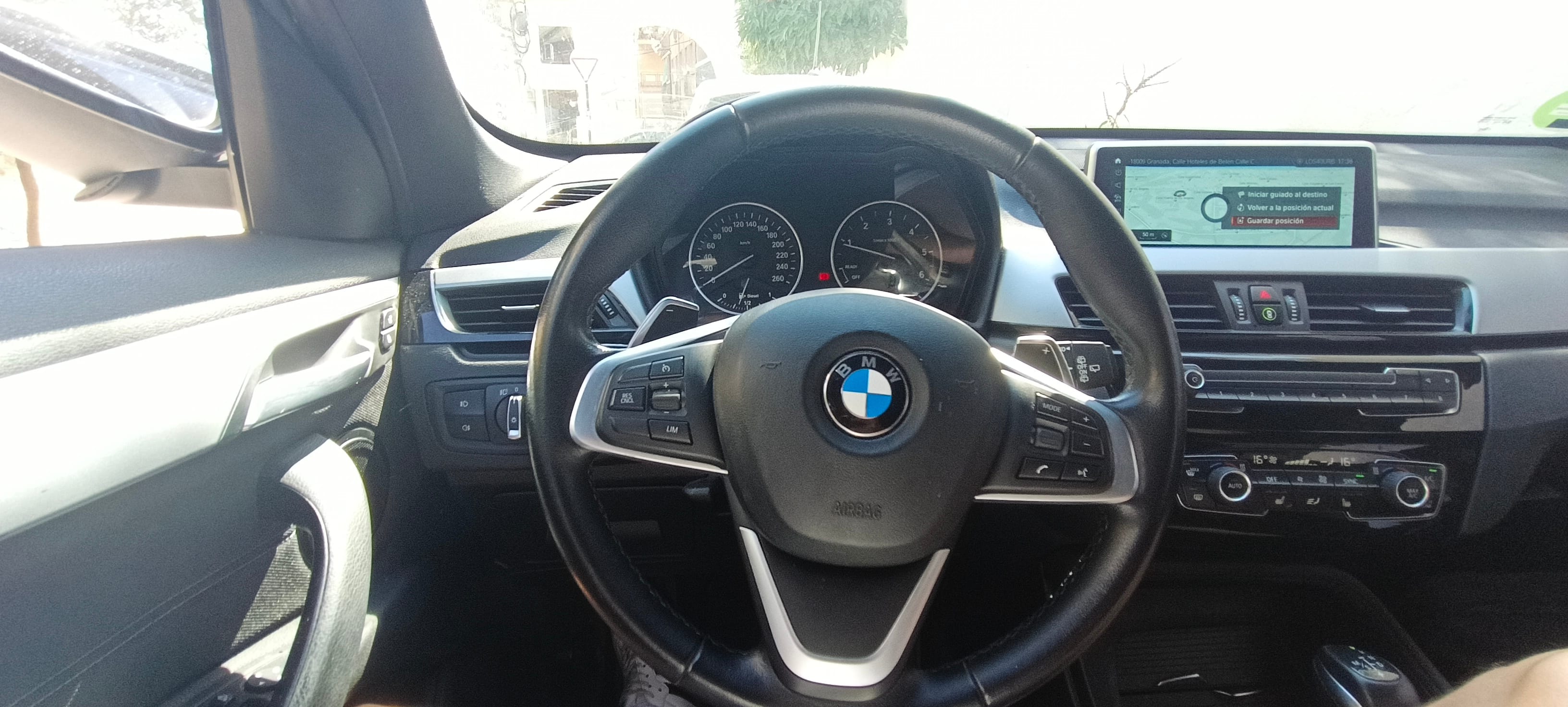 BMW X1 xDrive20d avec GPS