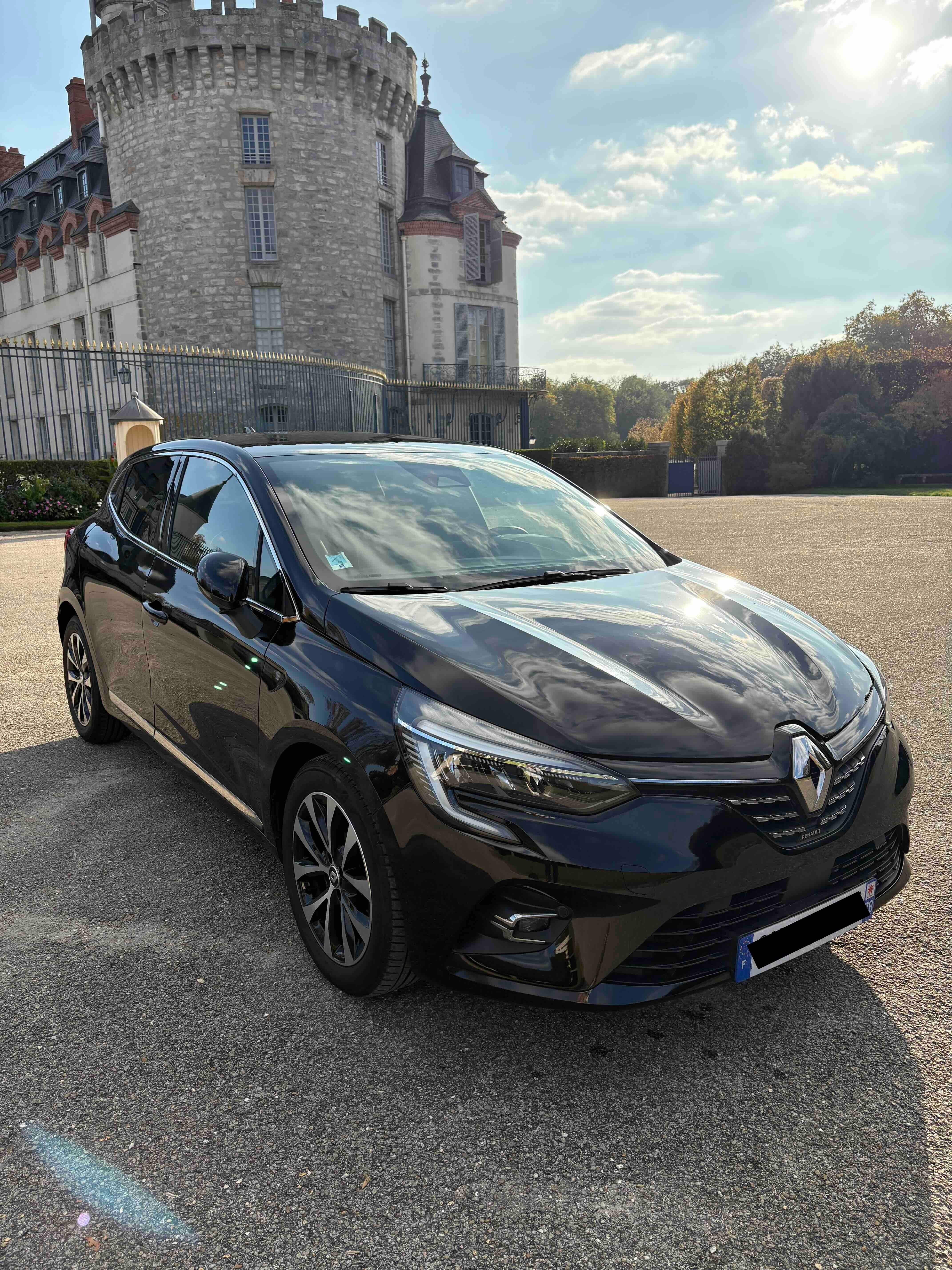 Renault Clio, 2023, Essence 98