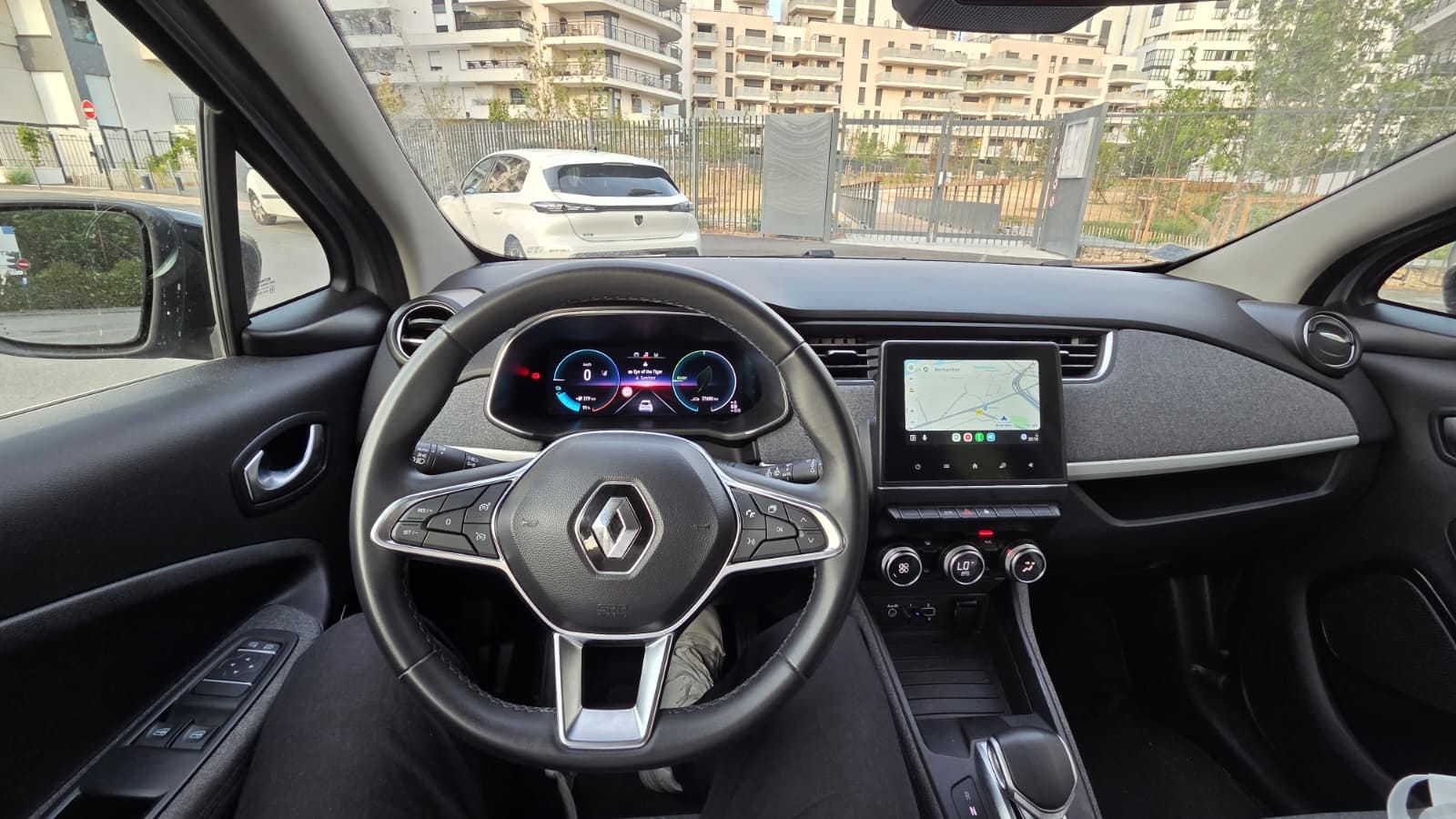 Renault ZOE avec GPS