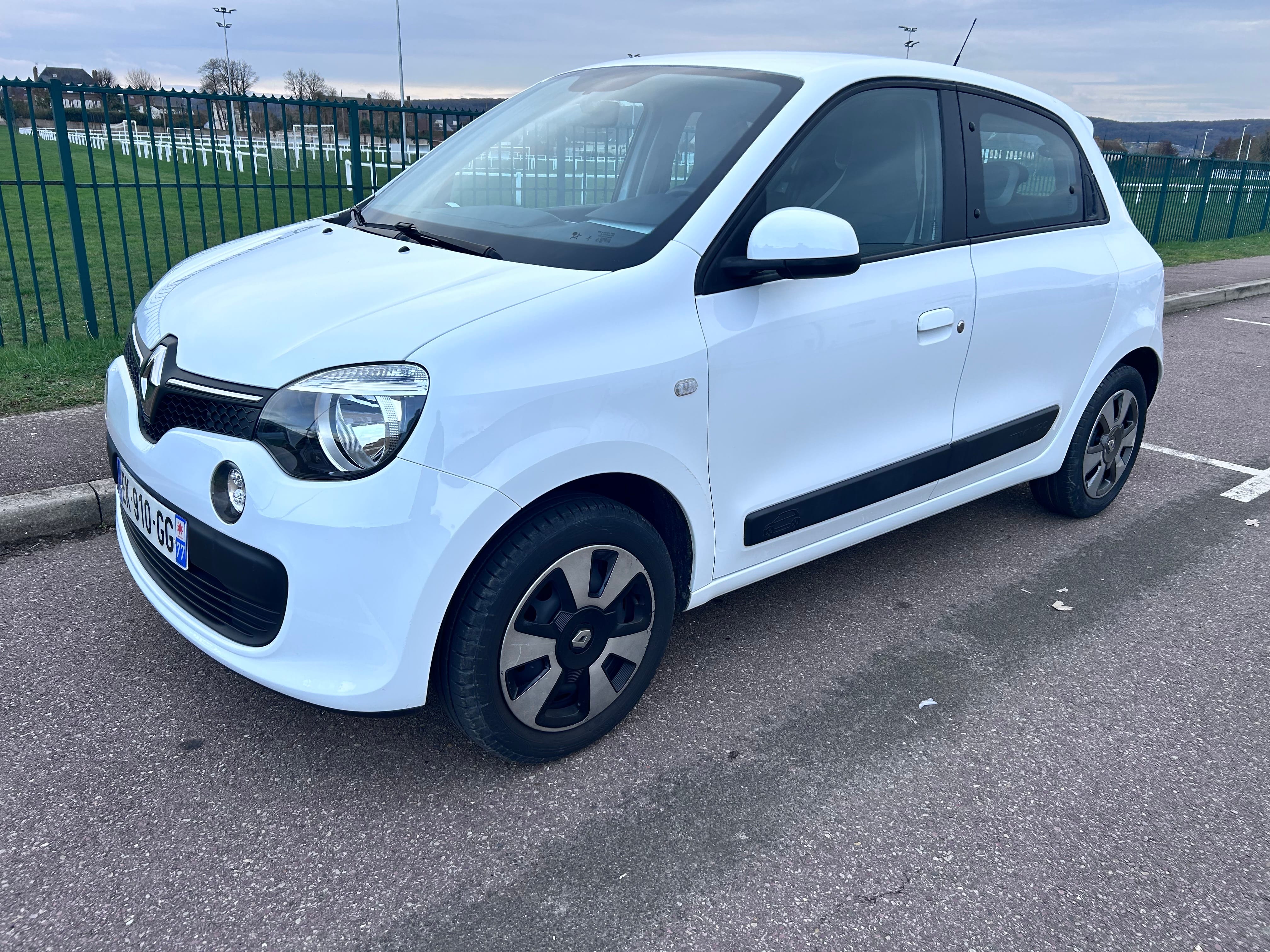 Renault Twingo III, 2017, Essence 95
