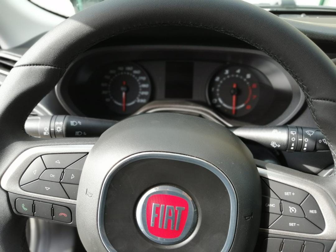 Fiat Tipo 1.4 95Ch Ligue 1 Conforama avec Siège bébé