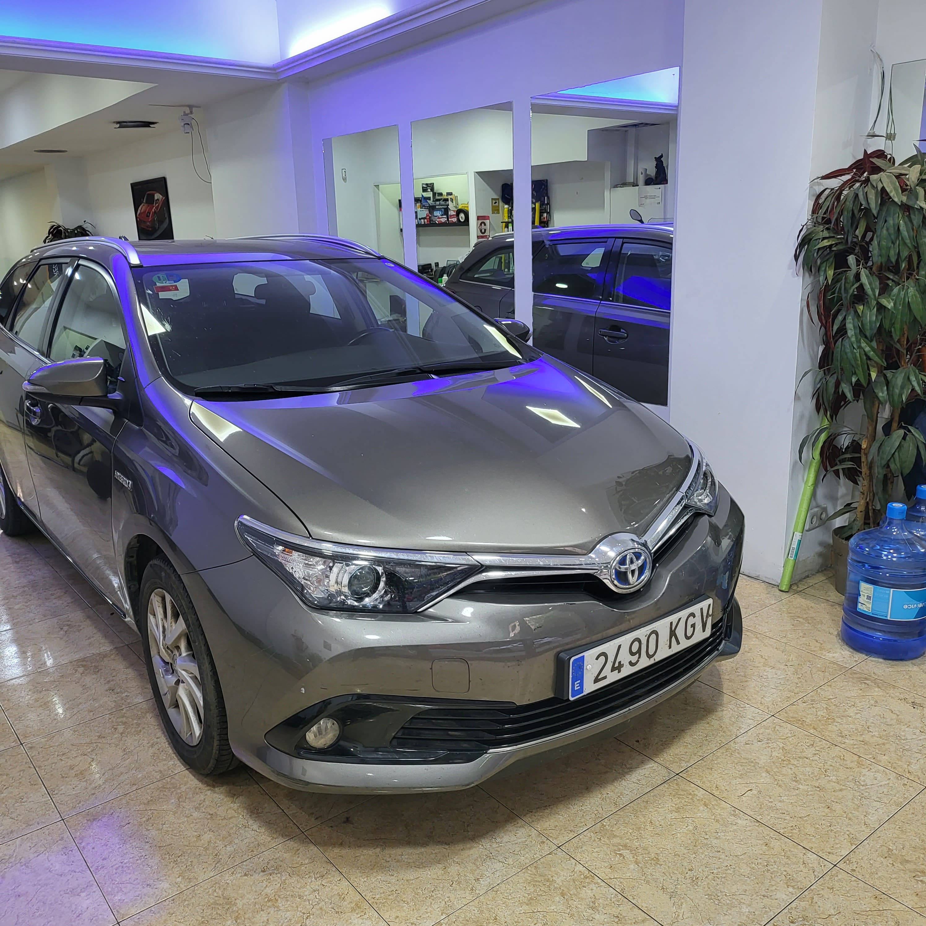Toyota Auris Touring Sports, 2018, Gasolina 95 / Électrique (hybride), automatique