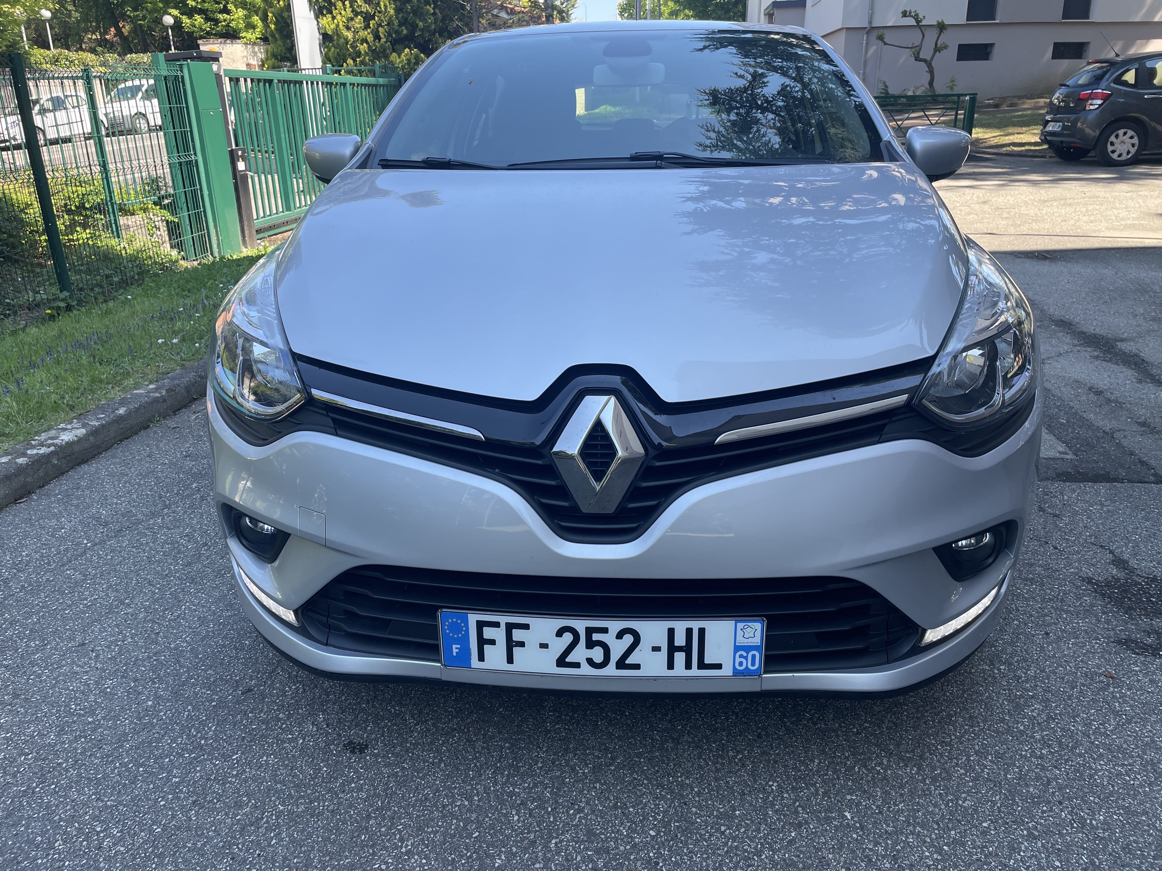 Renault Clio FF252HL avec Régulateur de vitesse