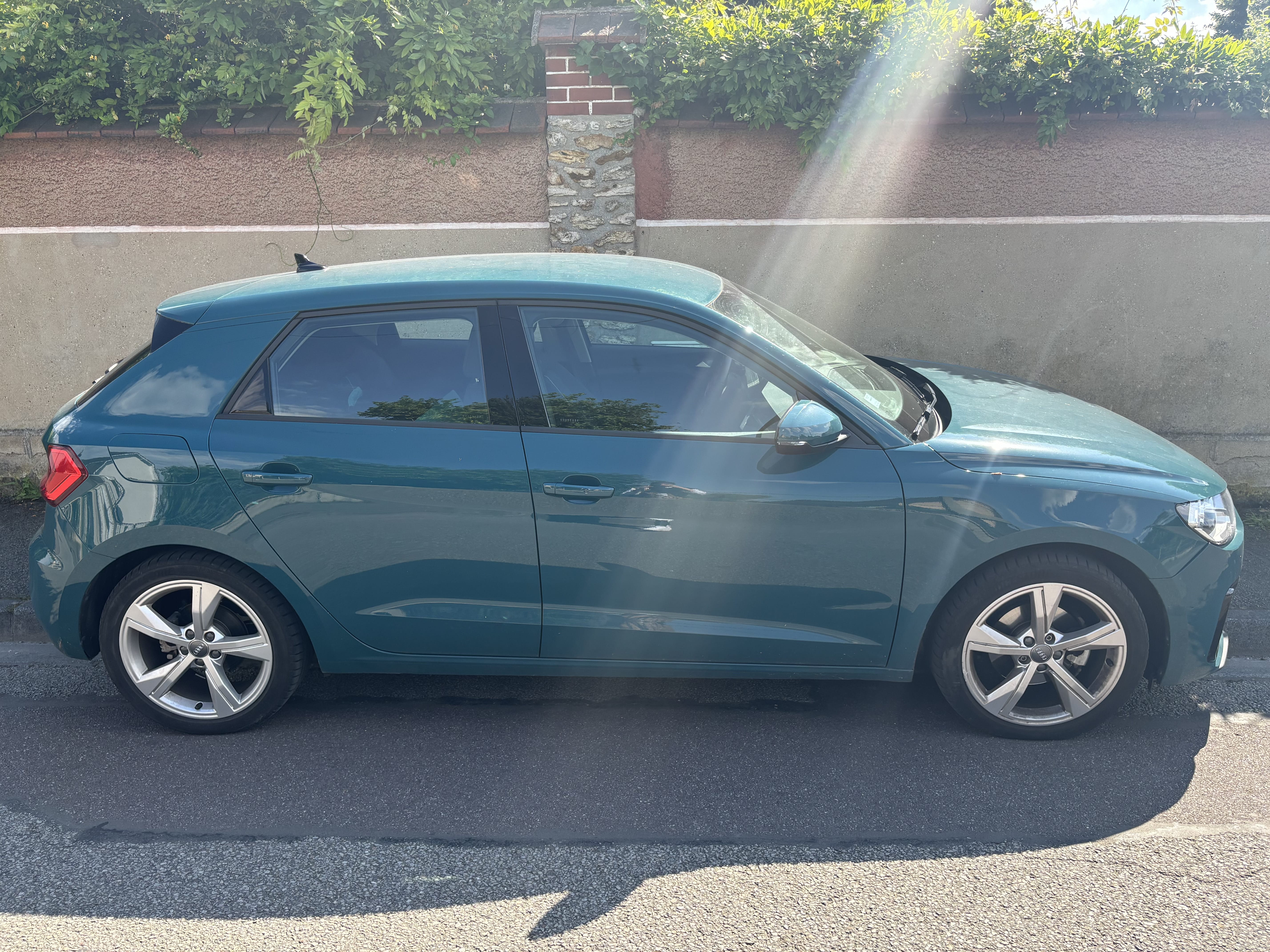 Audi A1 Sportback TFSI 150 S Tronic avec Climatisation