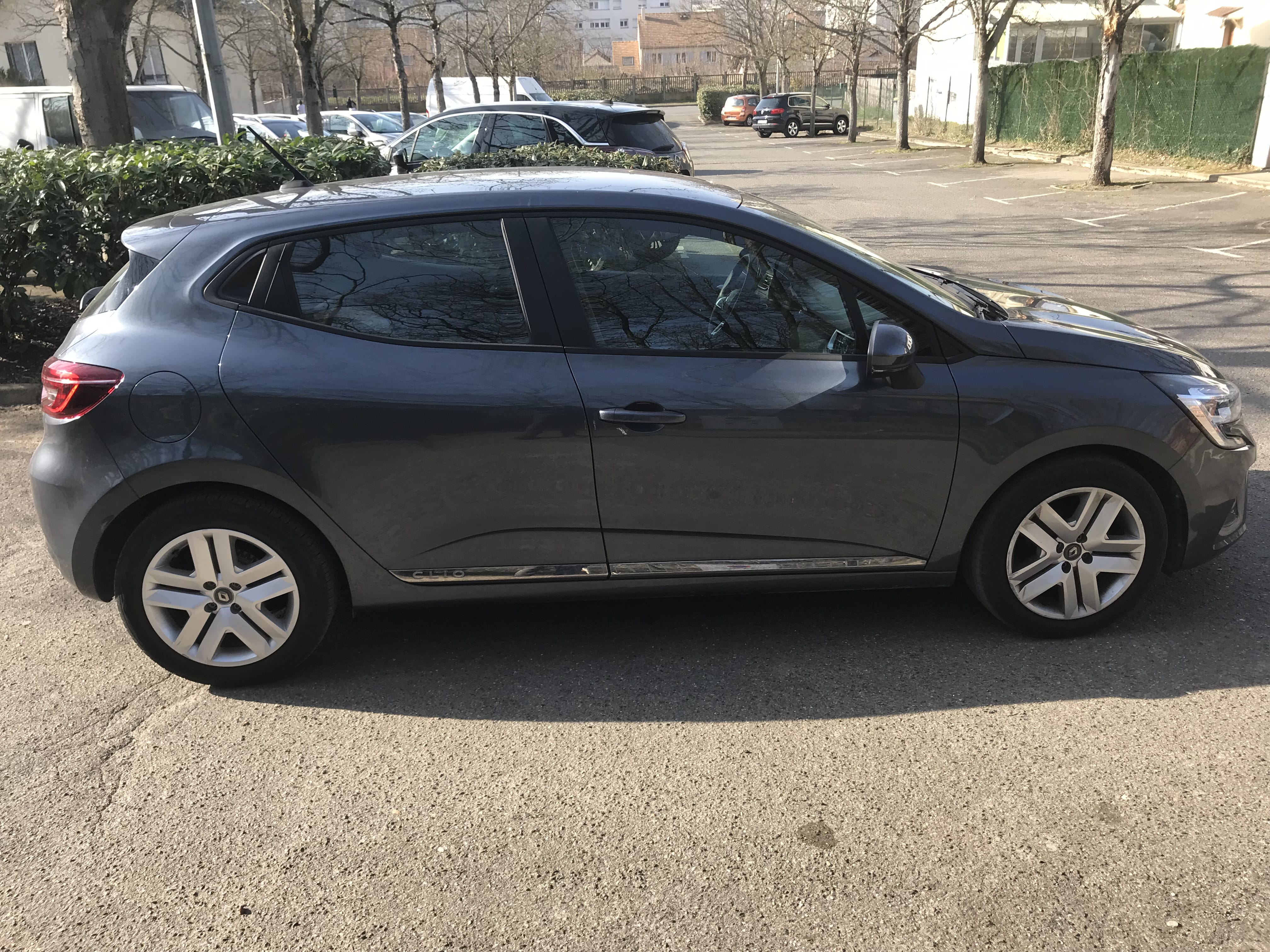 Renault Clio avec Climatisation