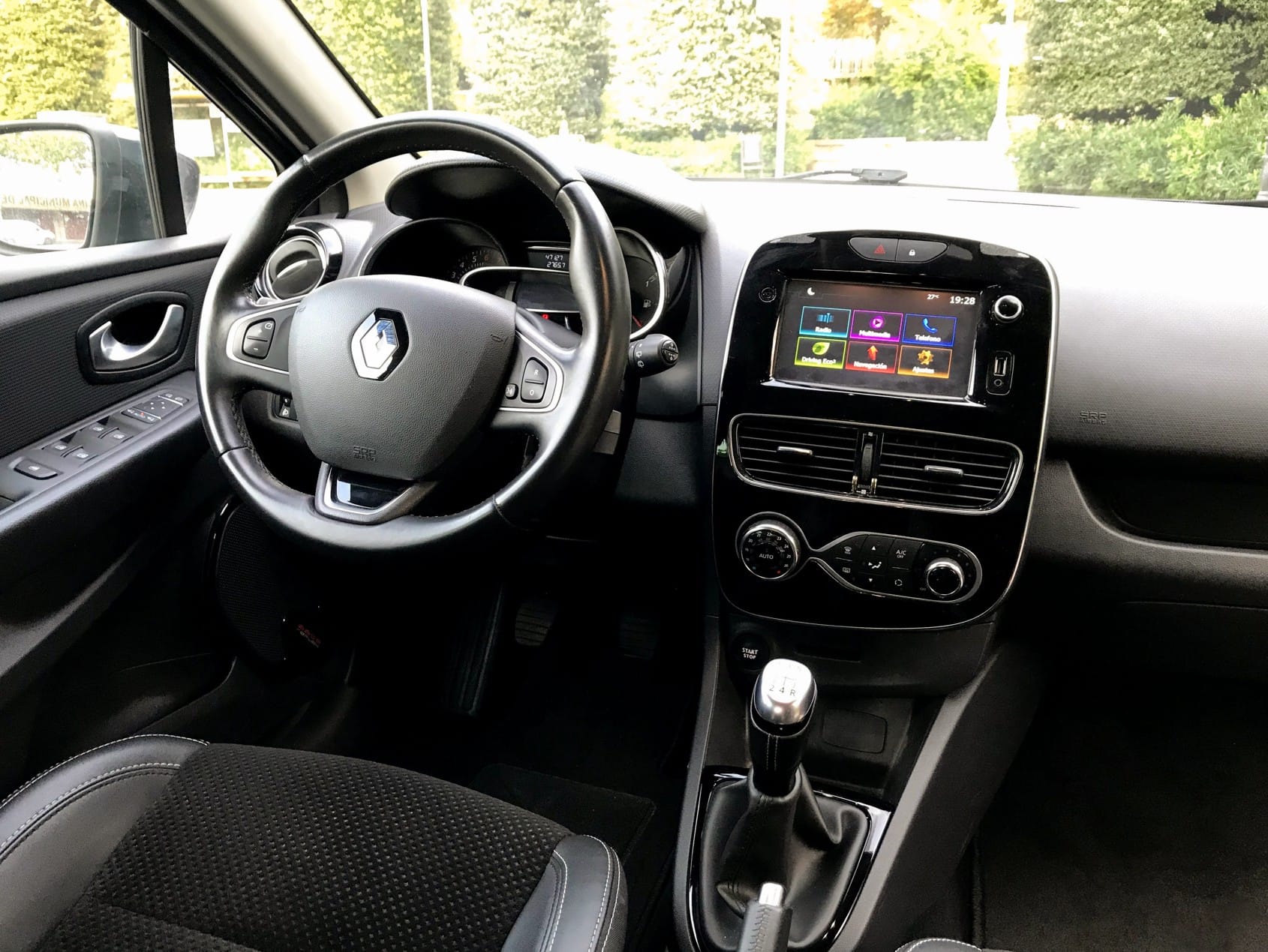 Renault Clio con Control de velocidad