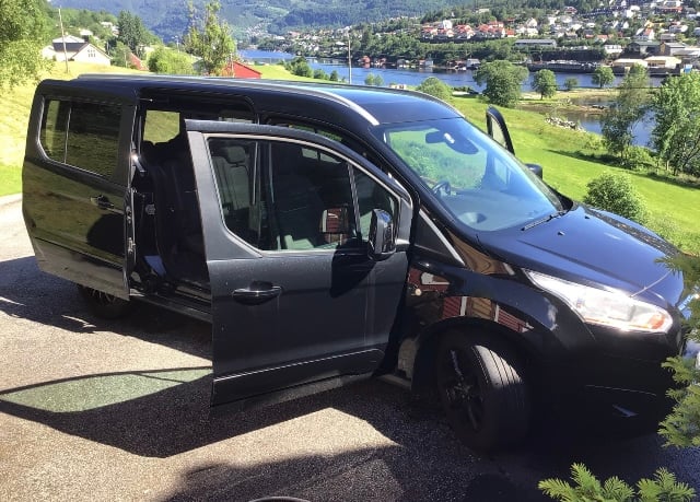 Ford Tourneo Connect med Aircondition