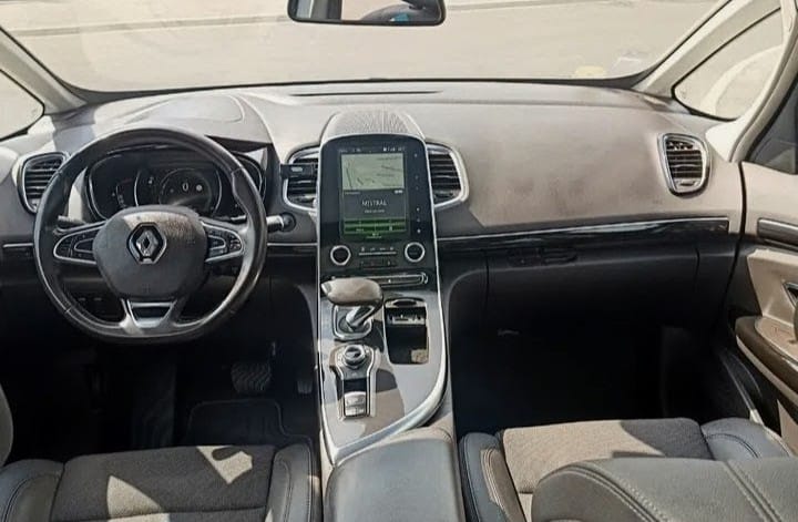 Renault Espace avec GPS