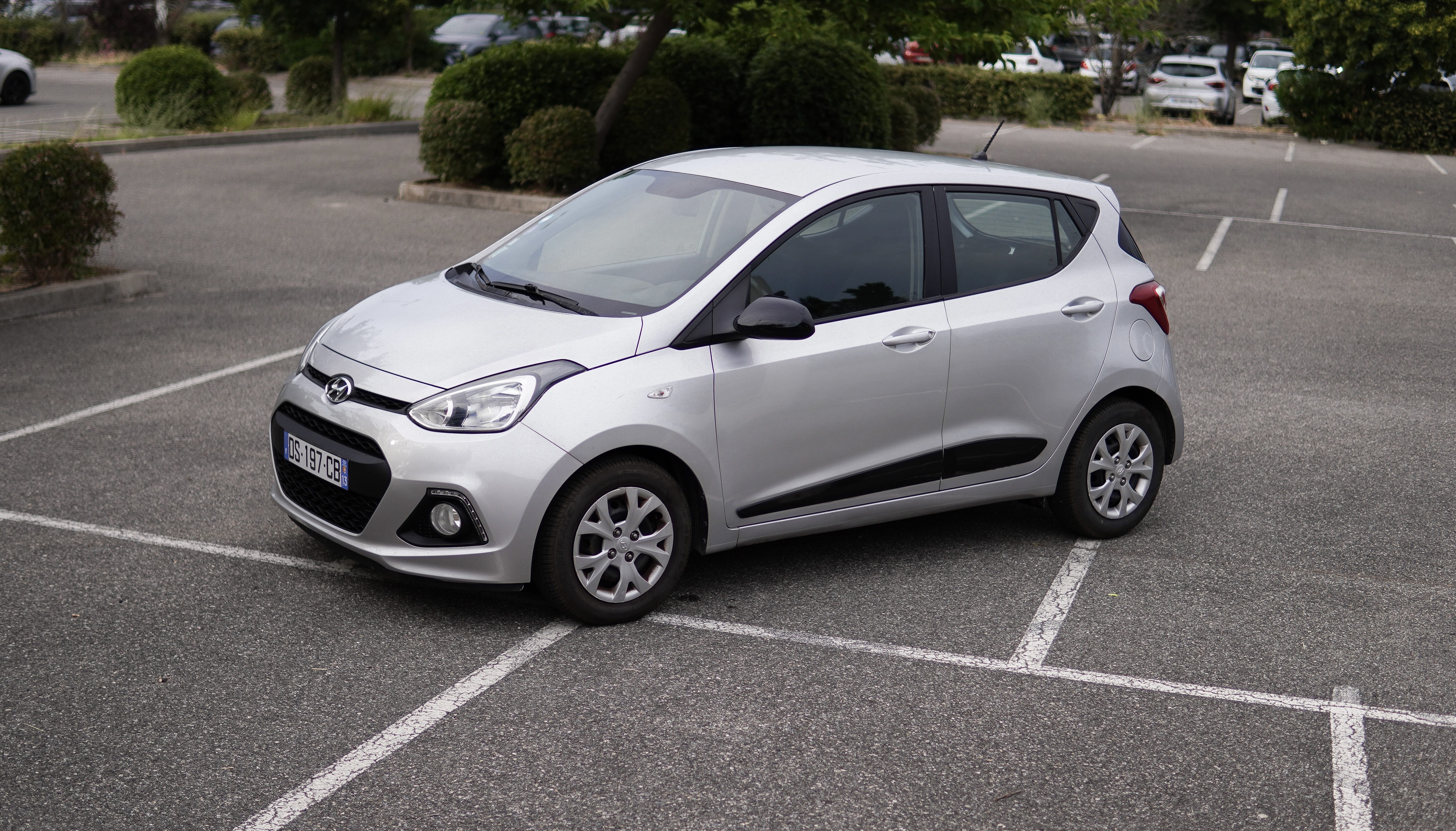 Hyundai i10 with Air conditioning