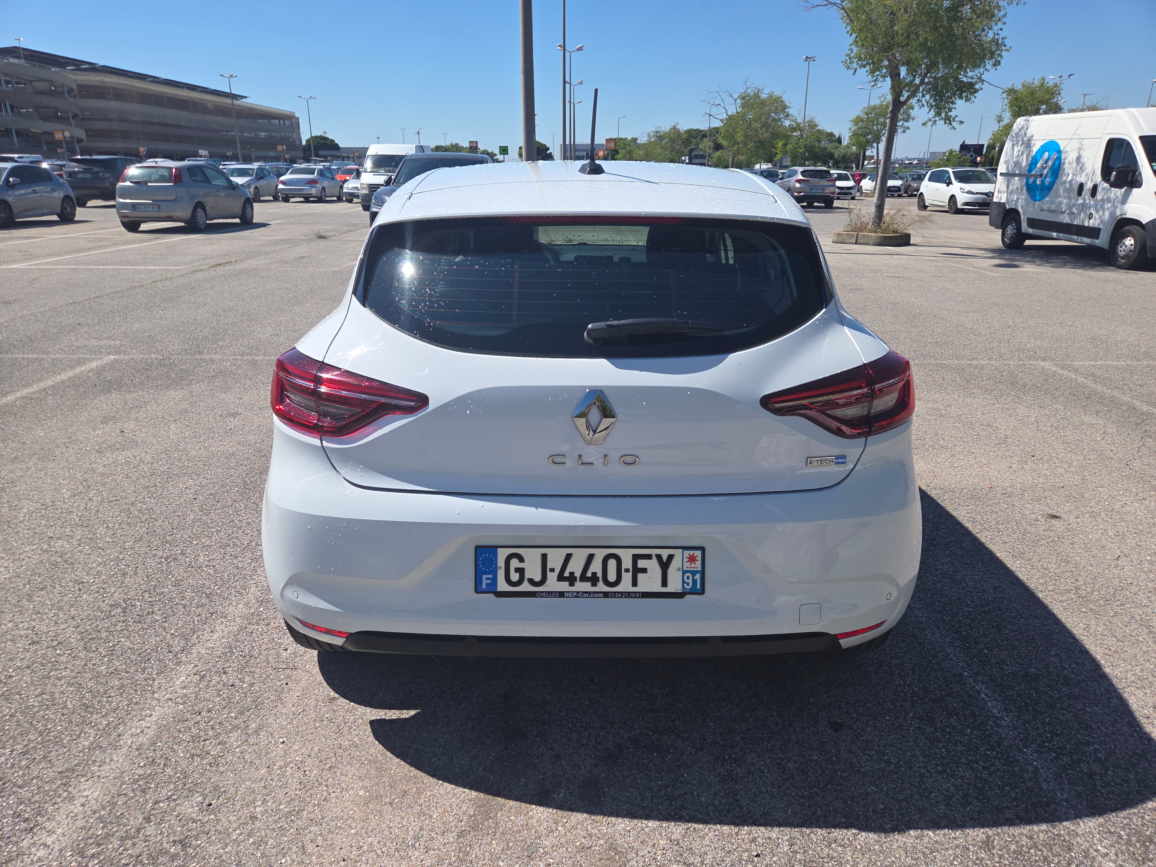 Renault Clio V boîte auto Hybride avec Port USB