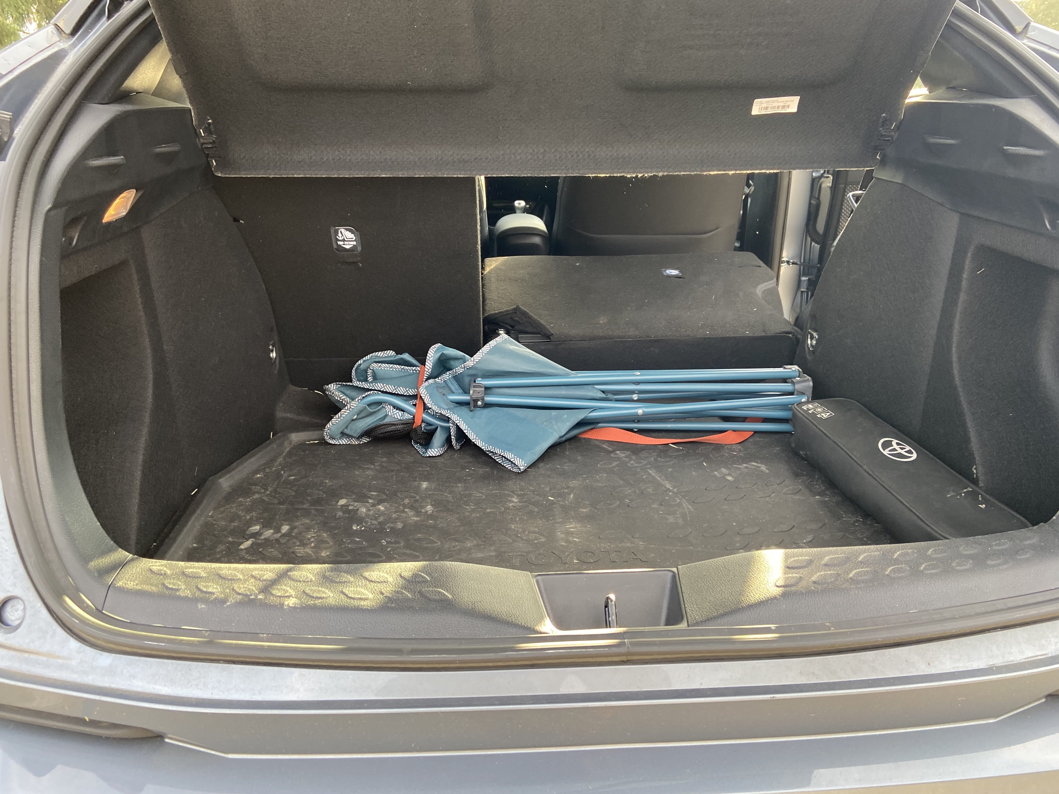 Toyota C-HR Hybrid avec Apple CarPlay