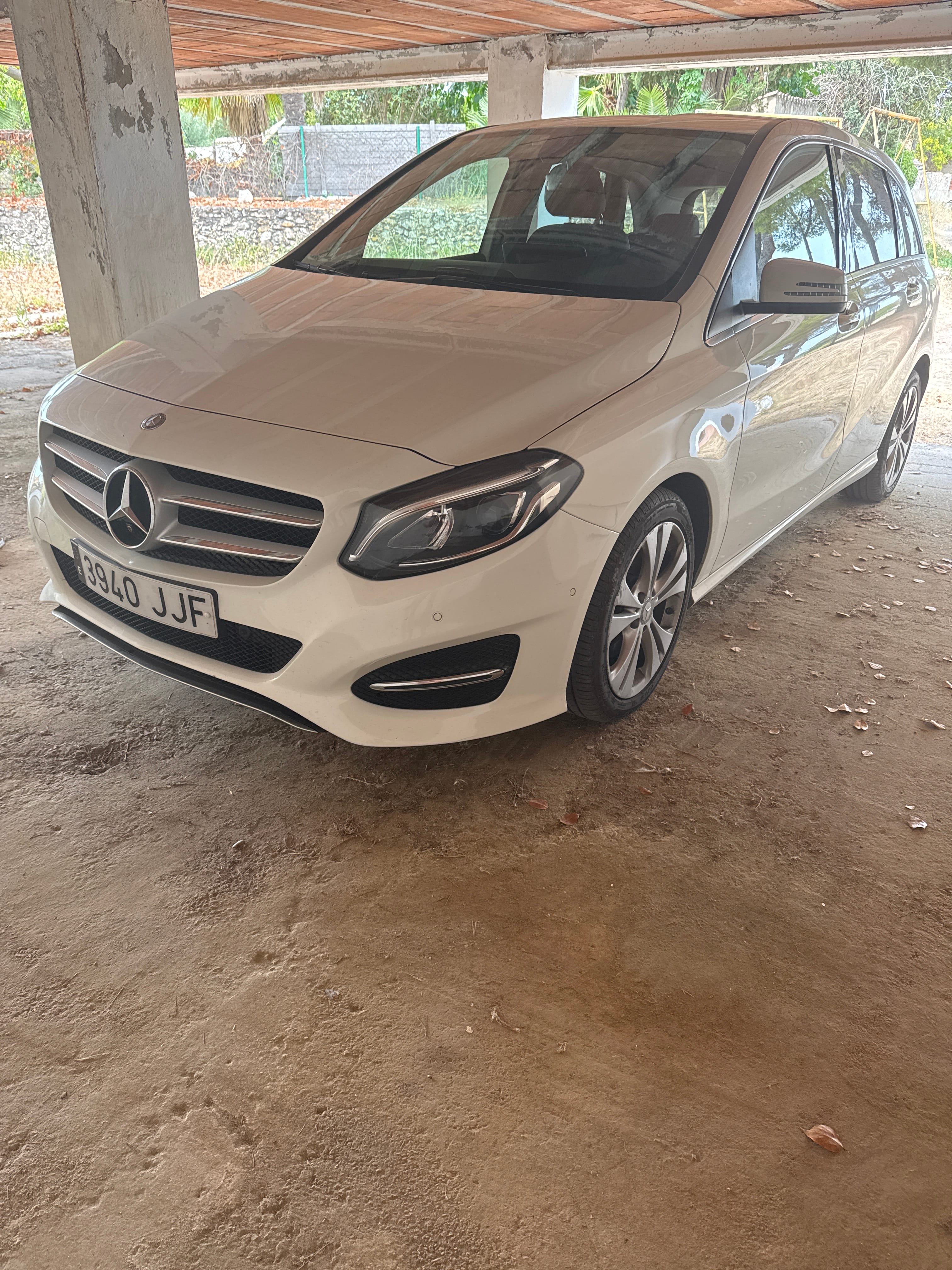 Mercedes-Benz Clase B, 2015, Diesel, Automático