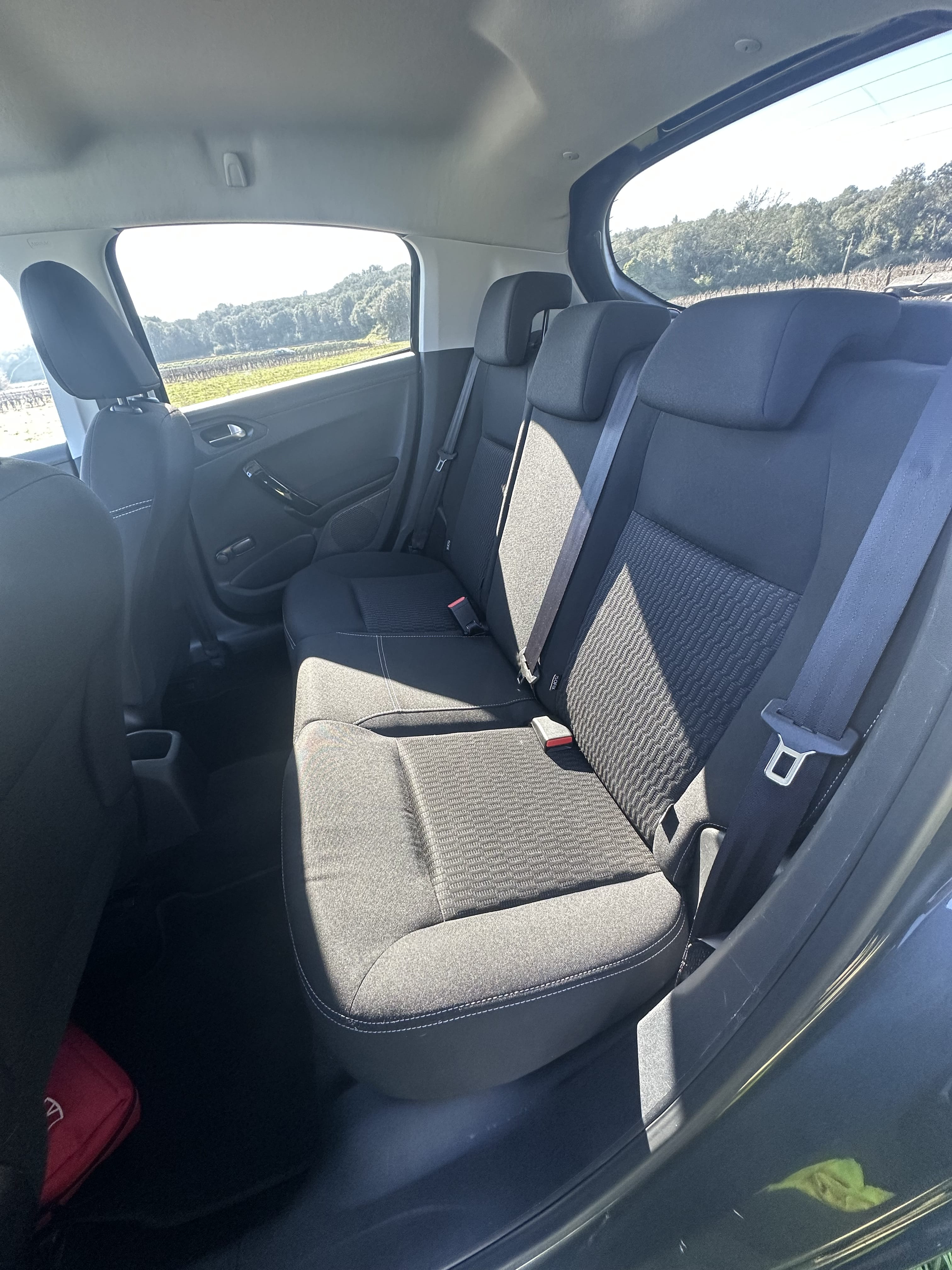 Peugeot 208 avec GPS