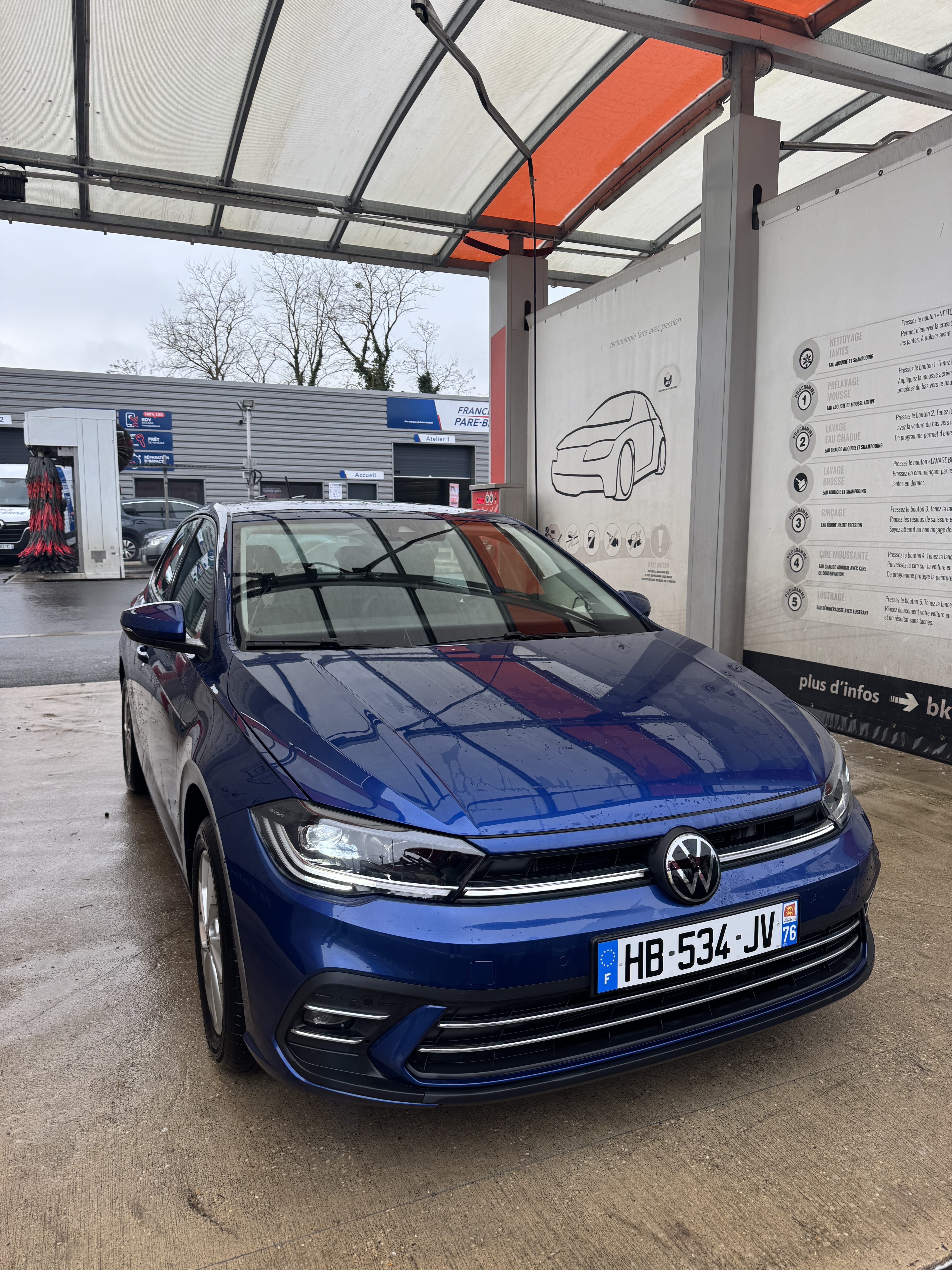 Volkswagen Polo, 2025, Essence 98, automatique