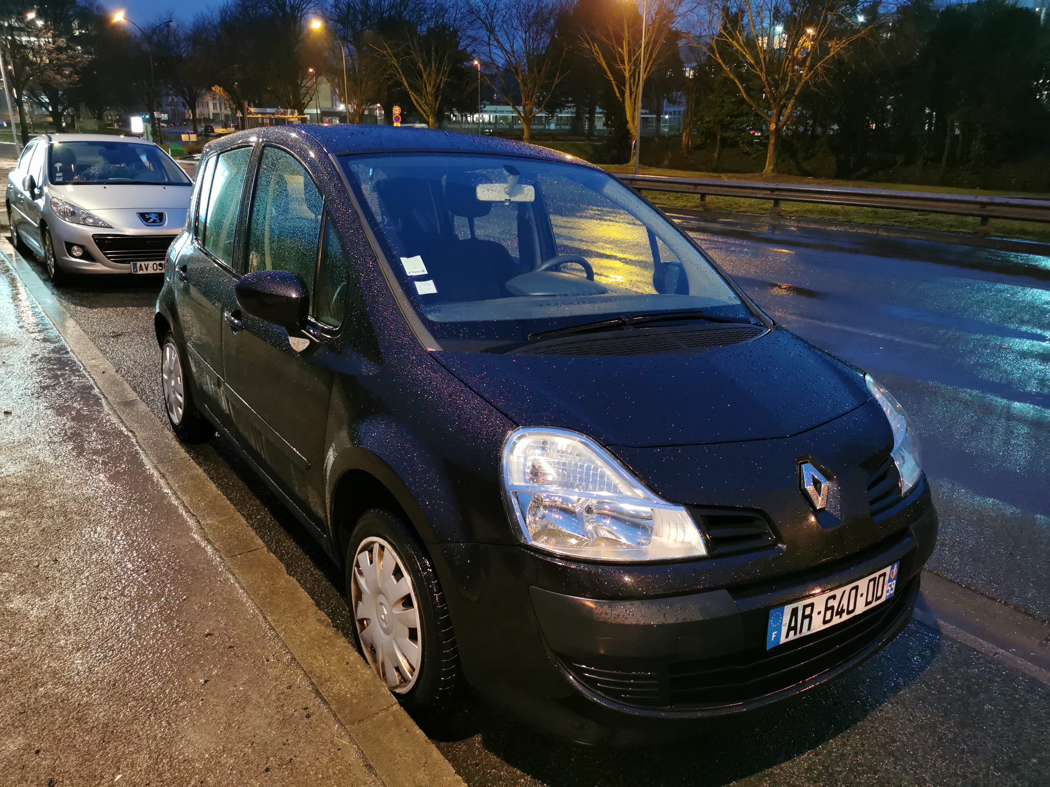 Renault Modus, 2010, Essence 98