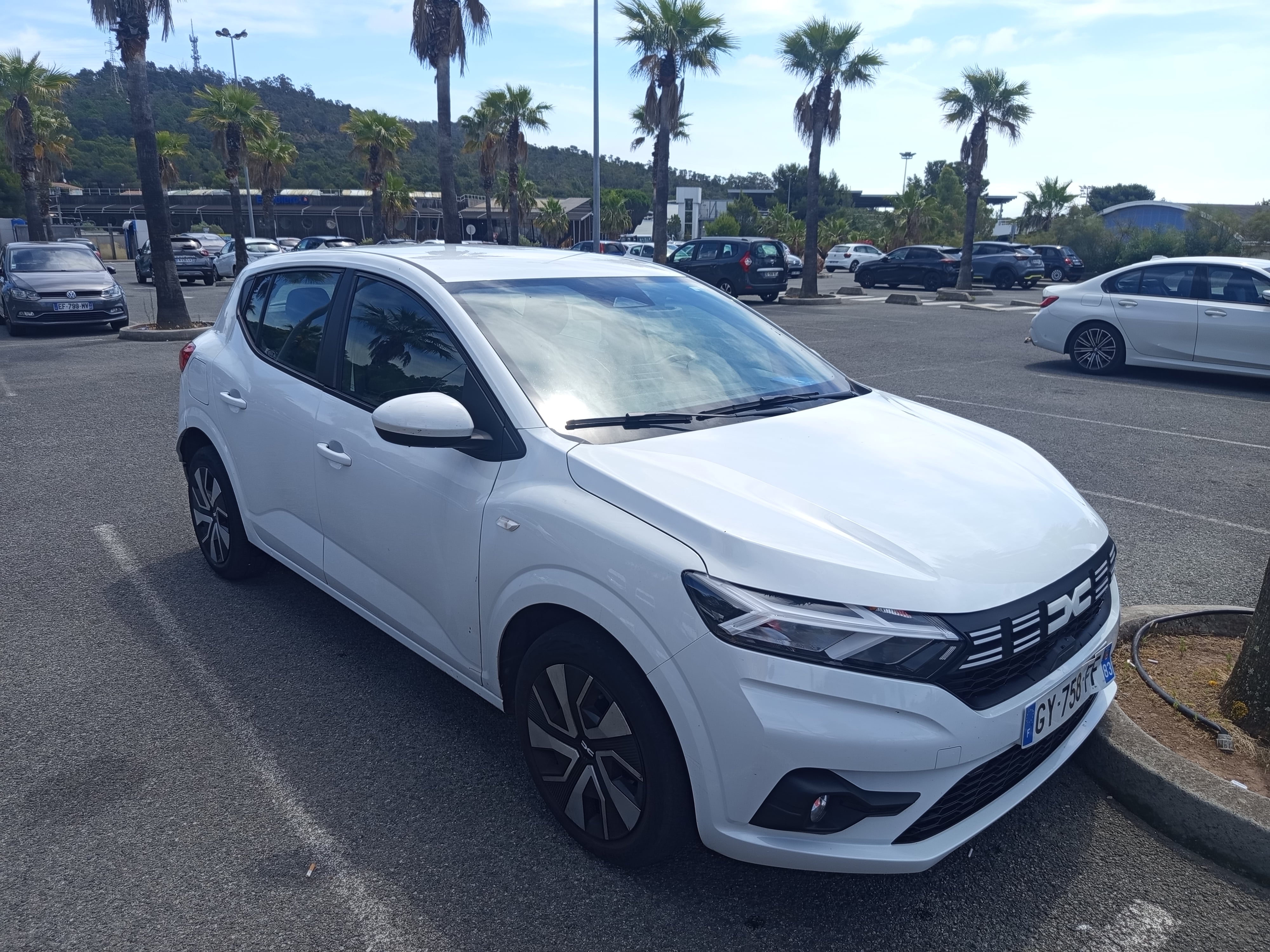 Dacia Sandero, 2024, Essence 98