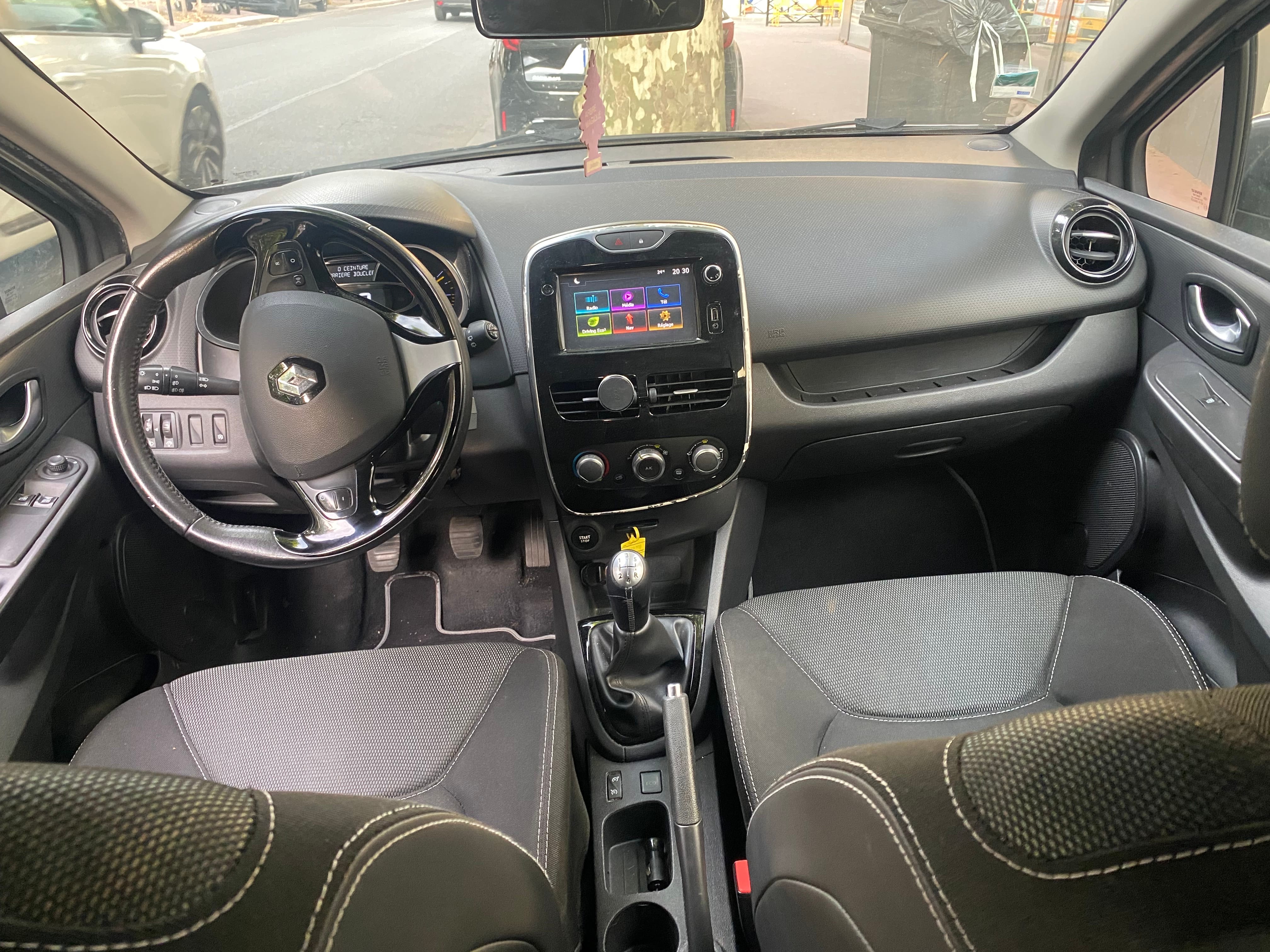 Renault Clio avec Régulateur de vitesse
