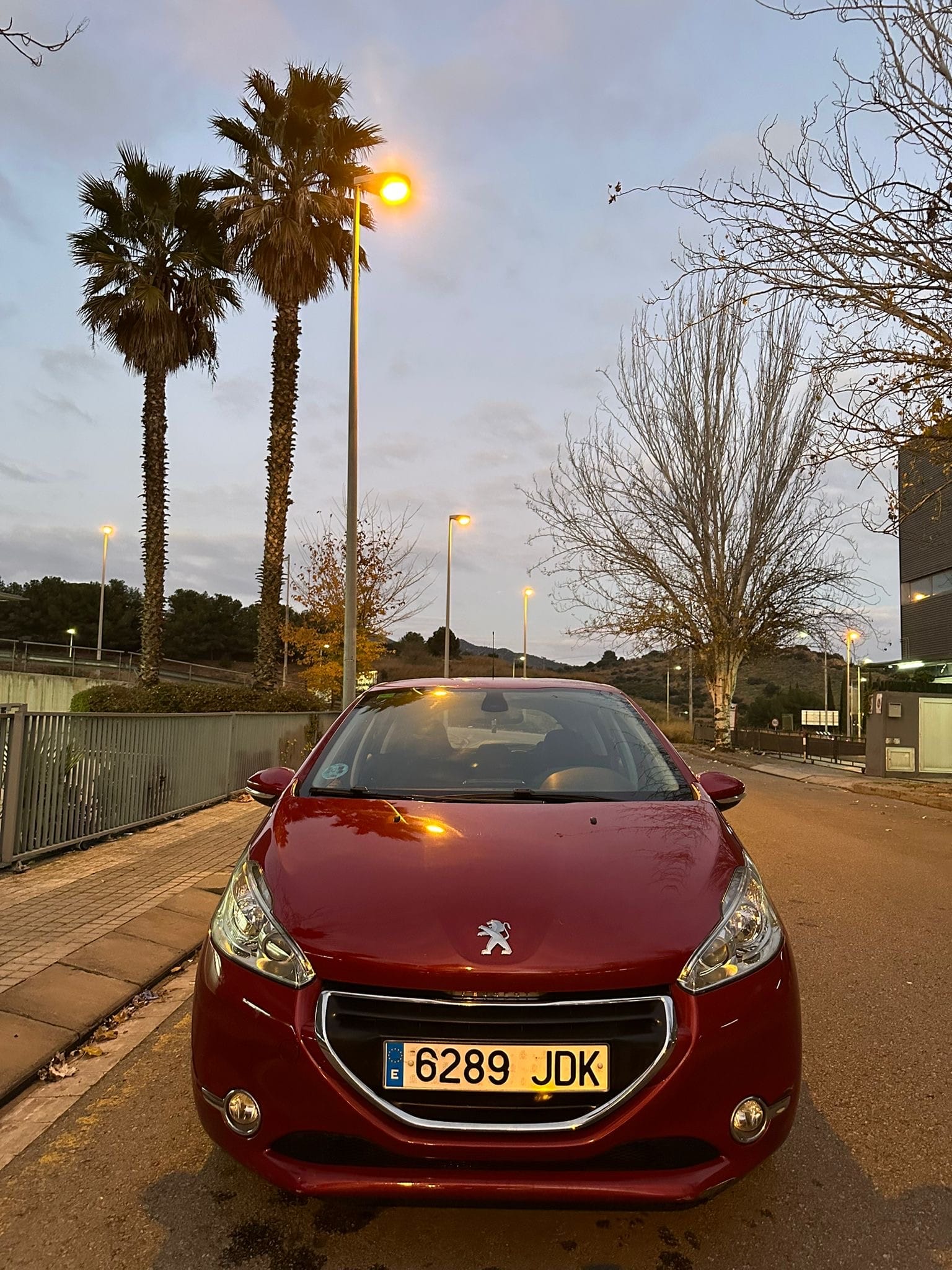 Peugeot 208 con Entrada de Audio/iPod