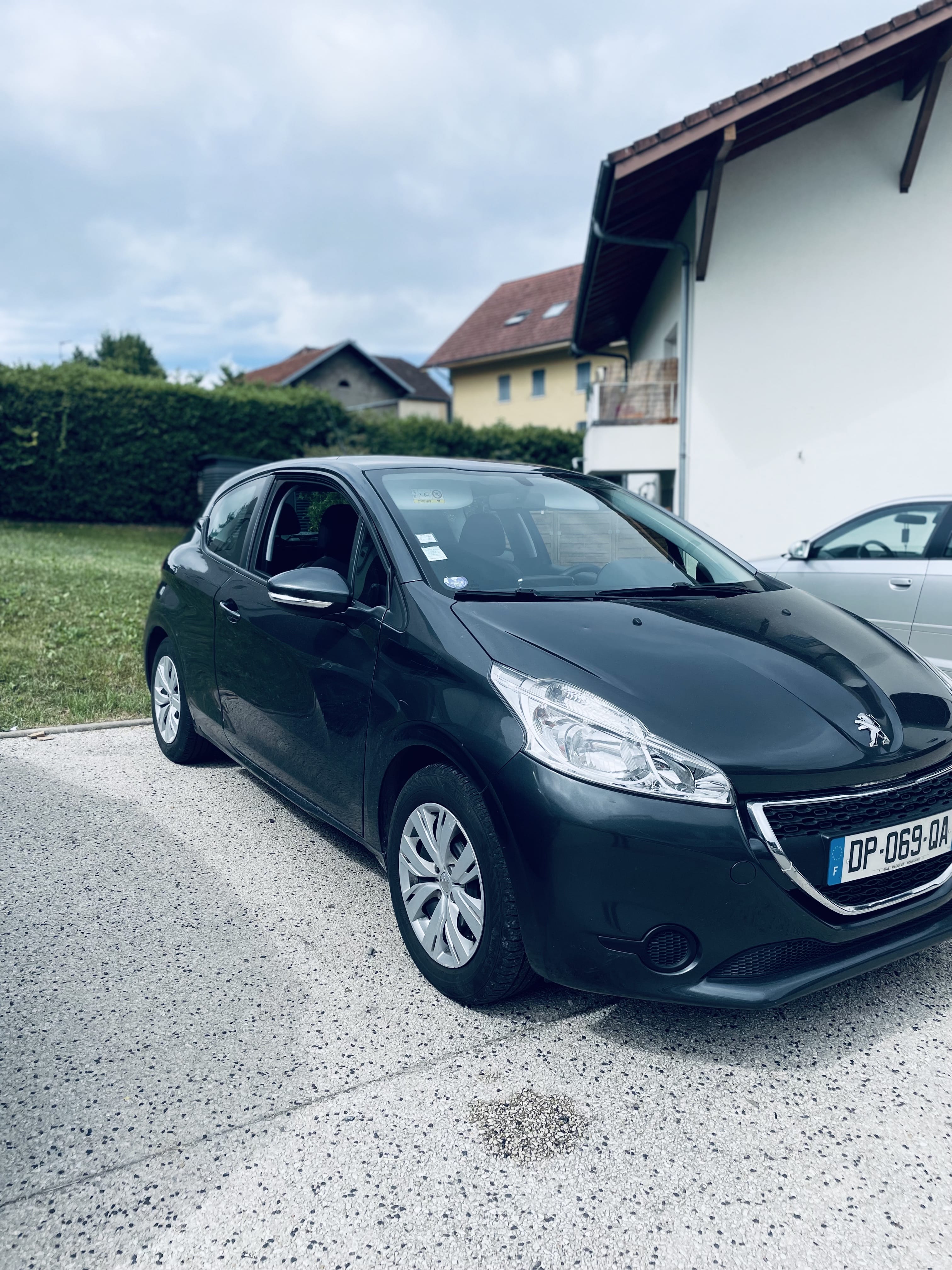 Peugeot 208 1,2 puretech avec Audio Bluetooth
