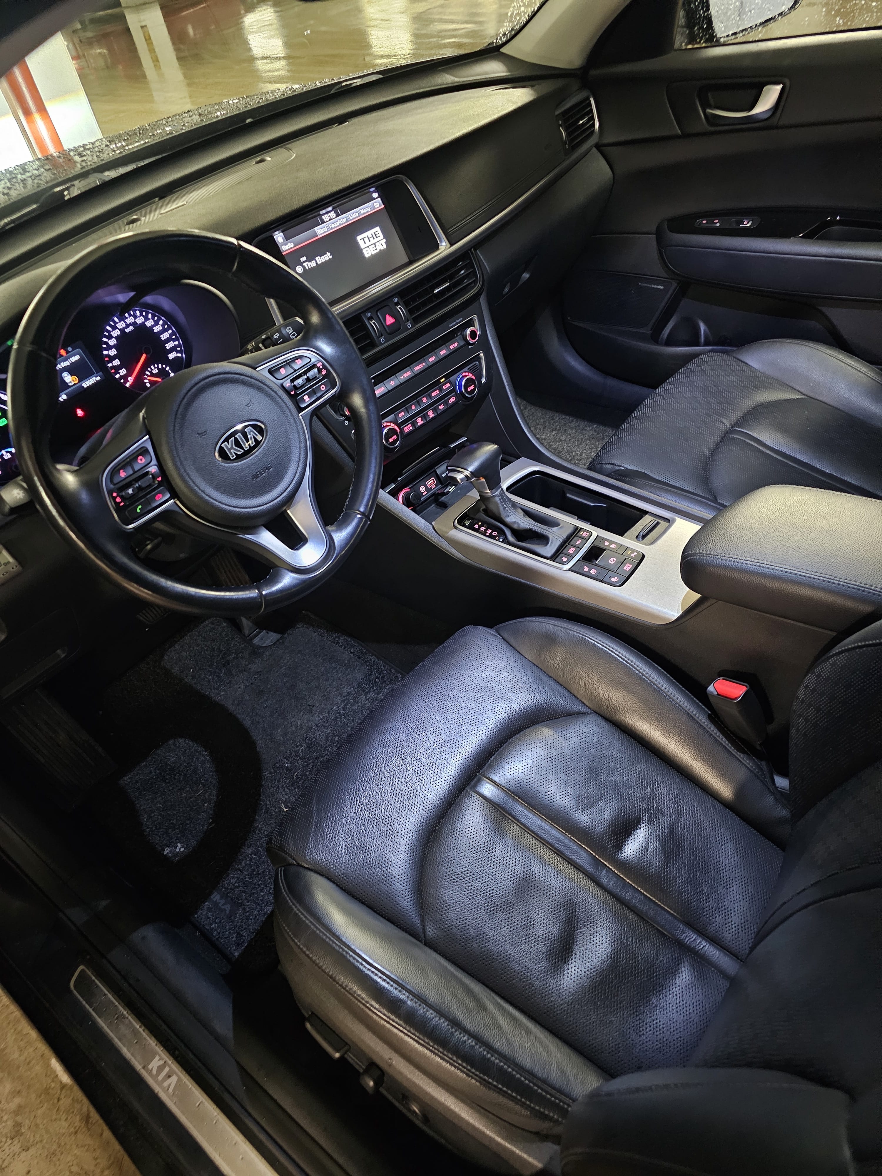 Kia Optima with Cruise control