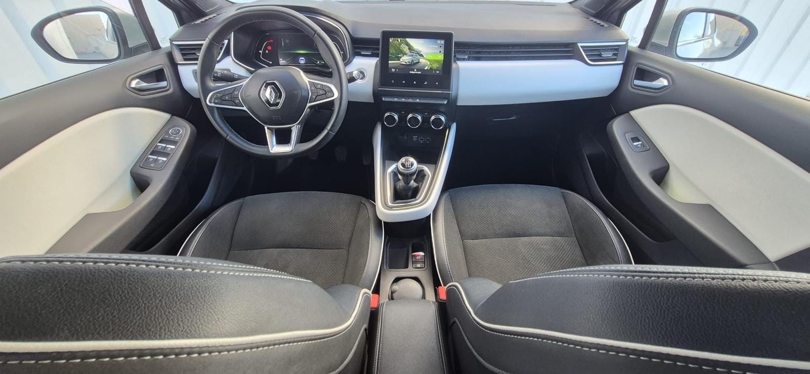 Renault Clio avec GPS