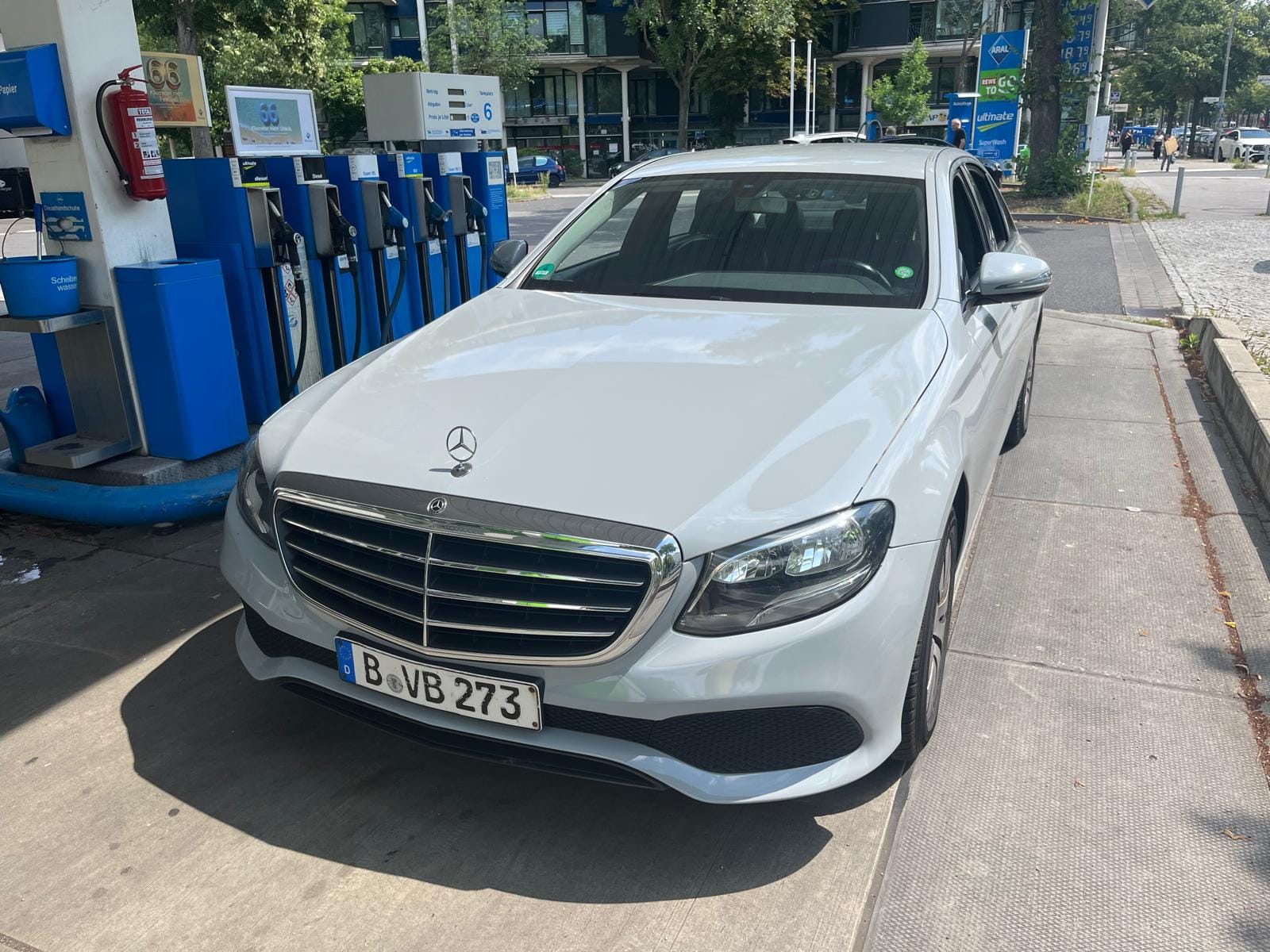 Mercedes-Benz E-Klasse avec Climatisation