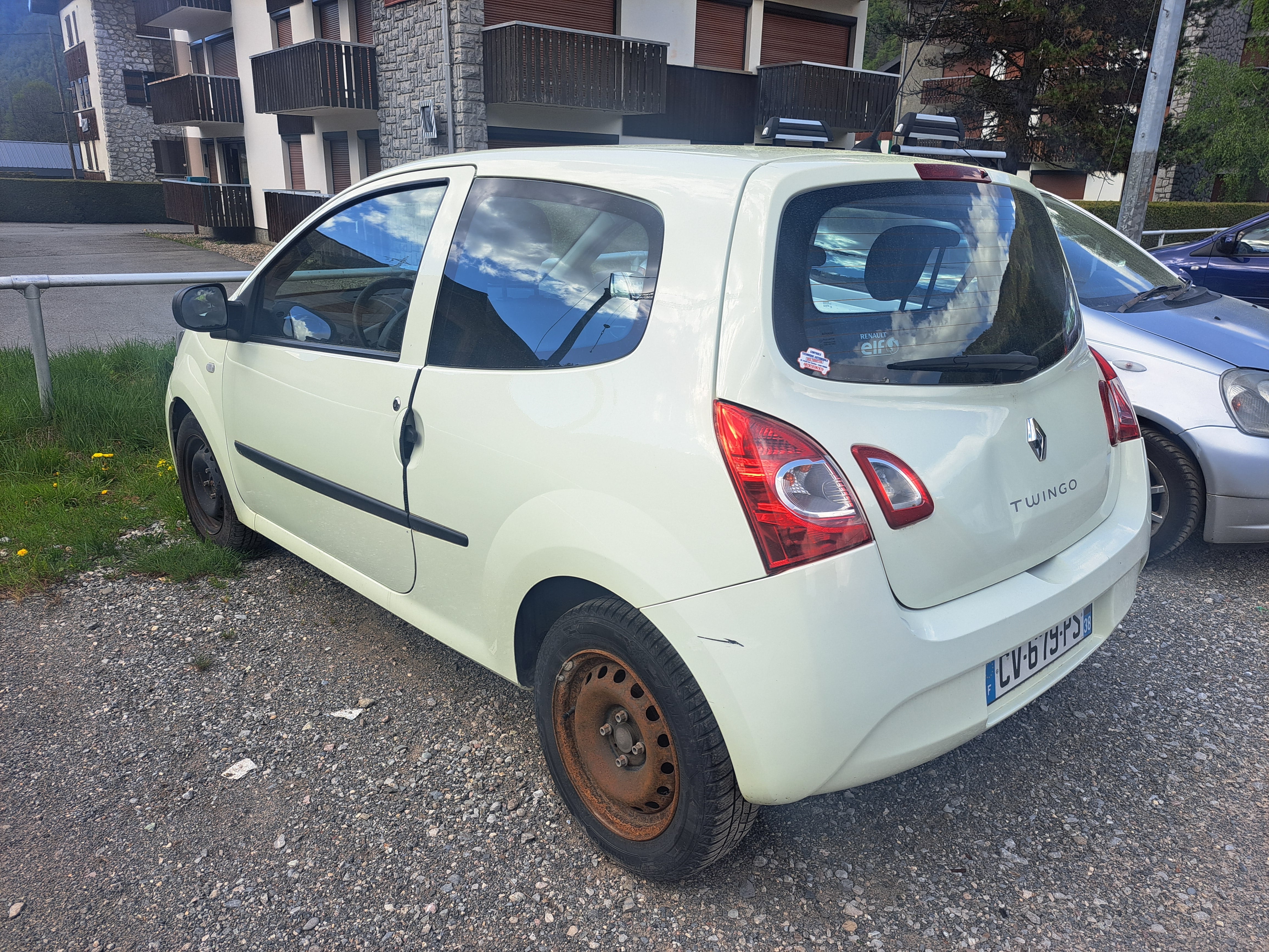 Renault Twingo II avec Audio Bluetooth