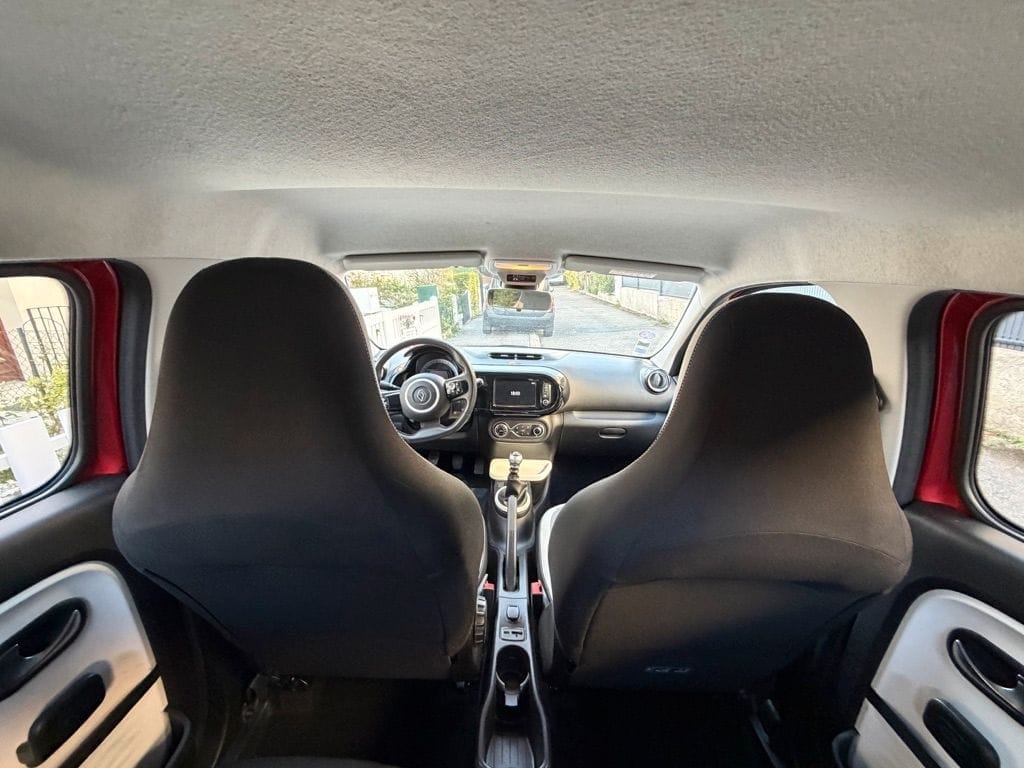 Renault Twingo III with GPS