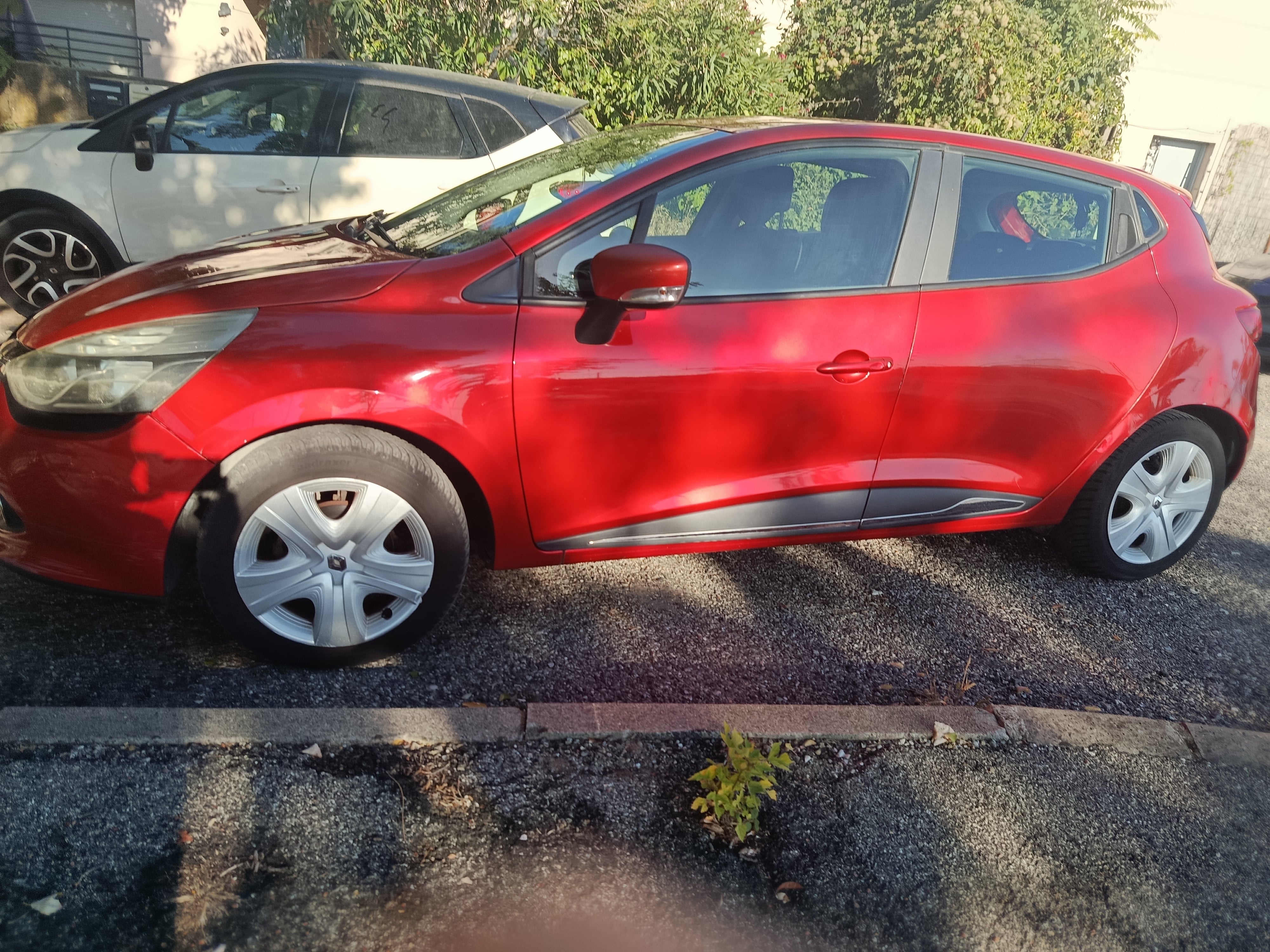 Renault Clio avec Entrée audio / iPod