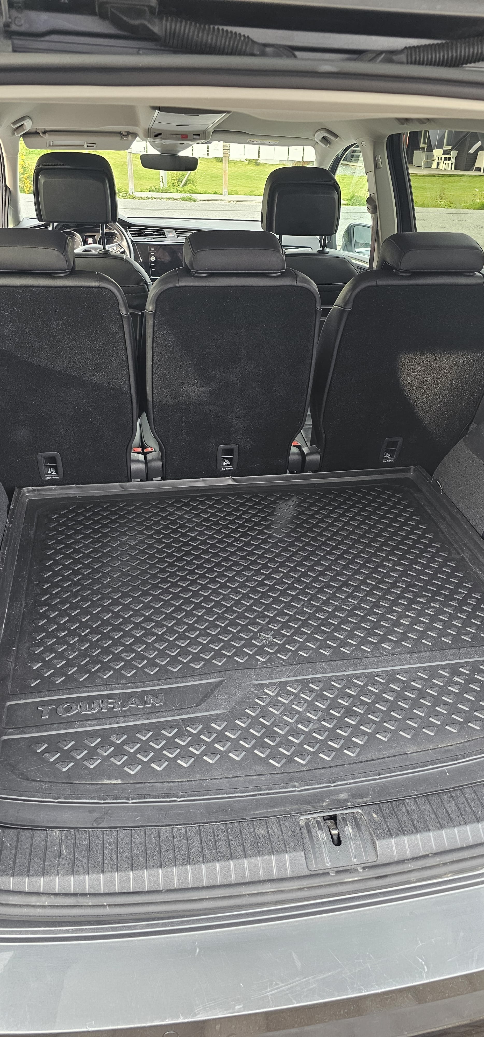Volkswagen Touran avec Siège bébé
