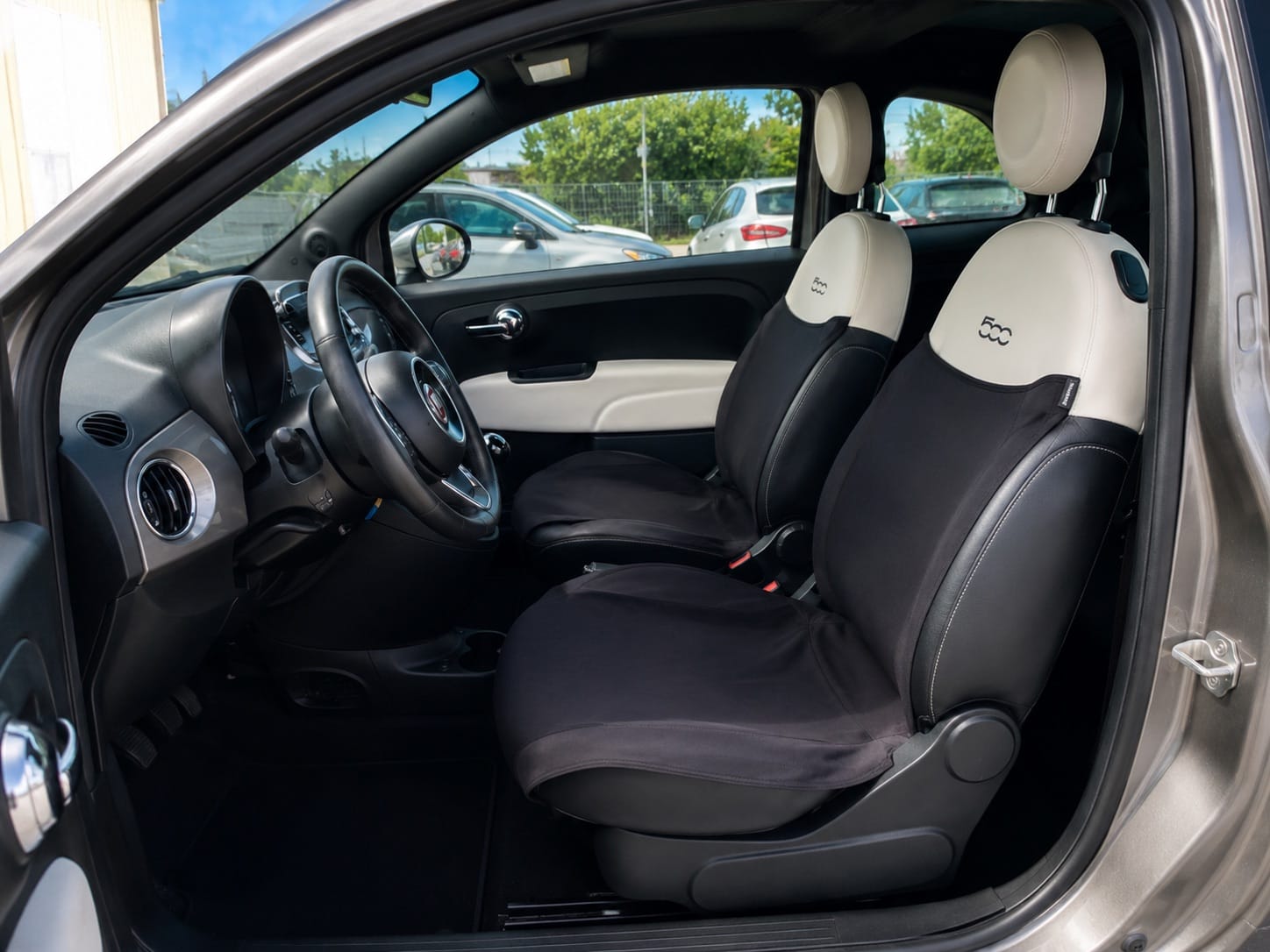 Fiat 500 C Hybride  Citadine fiable & économique – Bordeaux / Bègles / Gare Saint-Jean avec Régulateur de vitesse