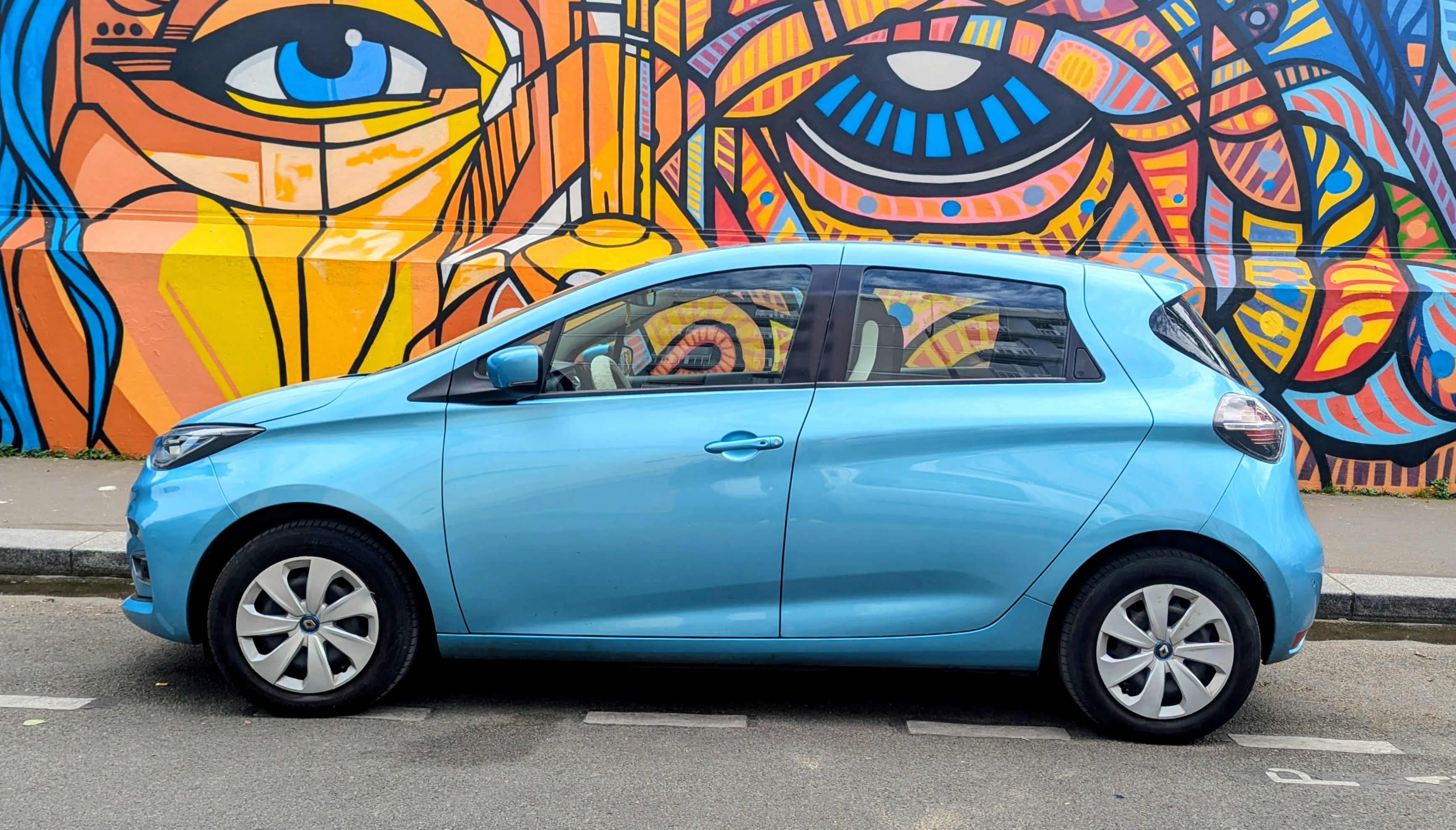 Renault ZOE  R110 – super charge rapide (Combo DC50) – finition Zen mit Klimaanlage