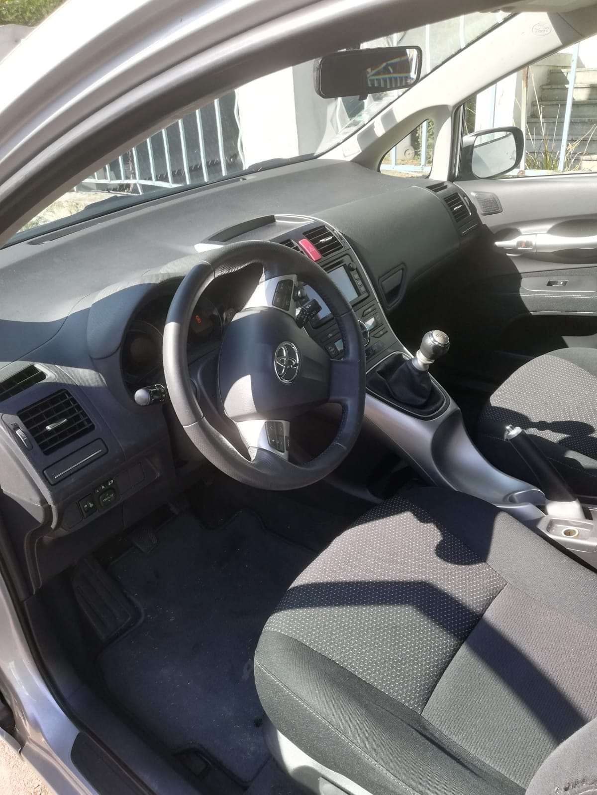 Toyota Auris avec Siège bébé