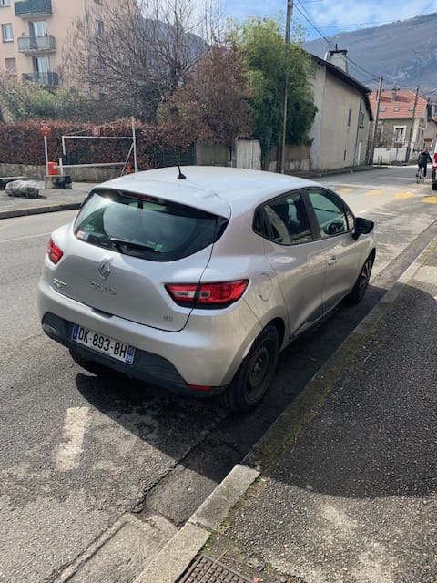 Renault Clio avec Climatisation