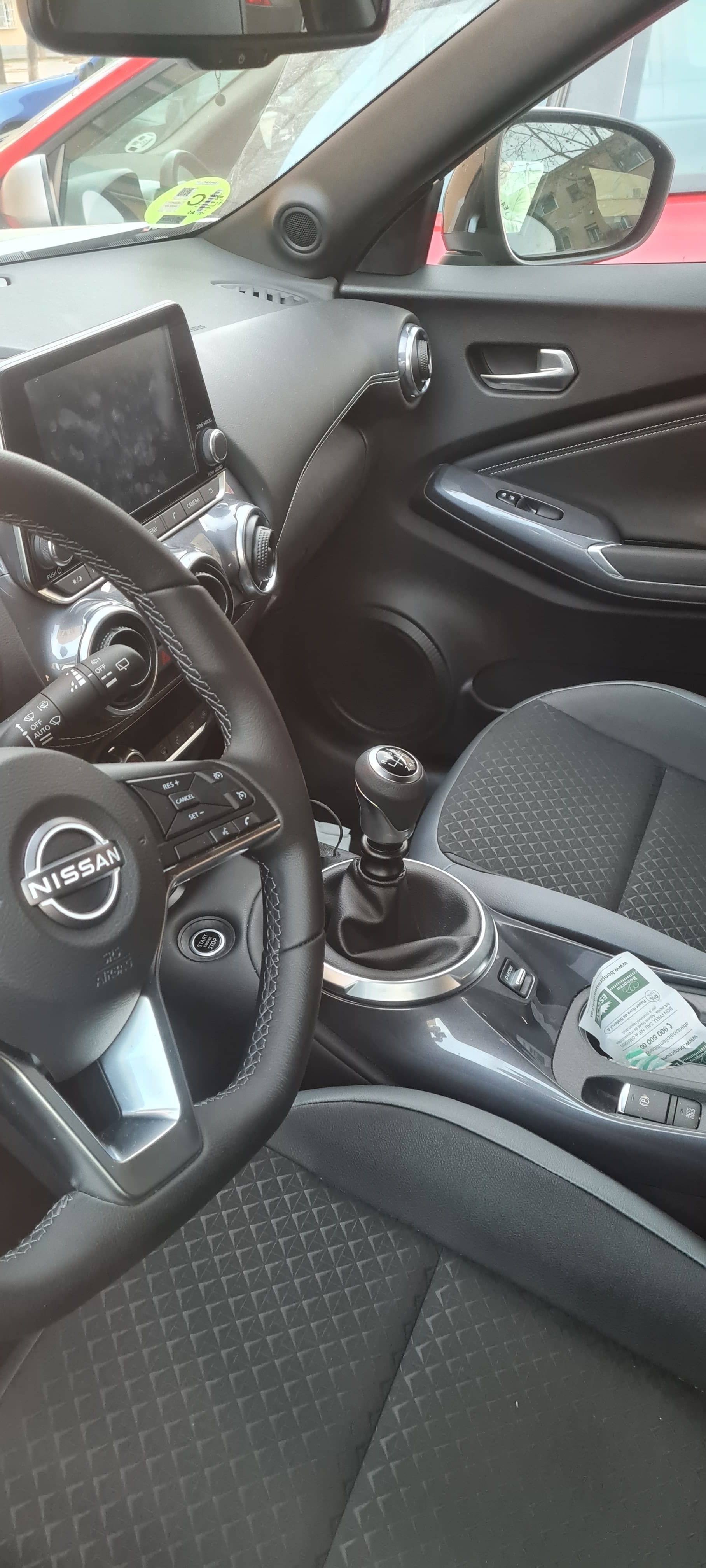 Nissan Juke 1.0 con Audio Bluetooth