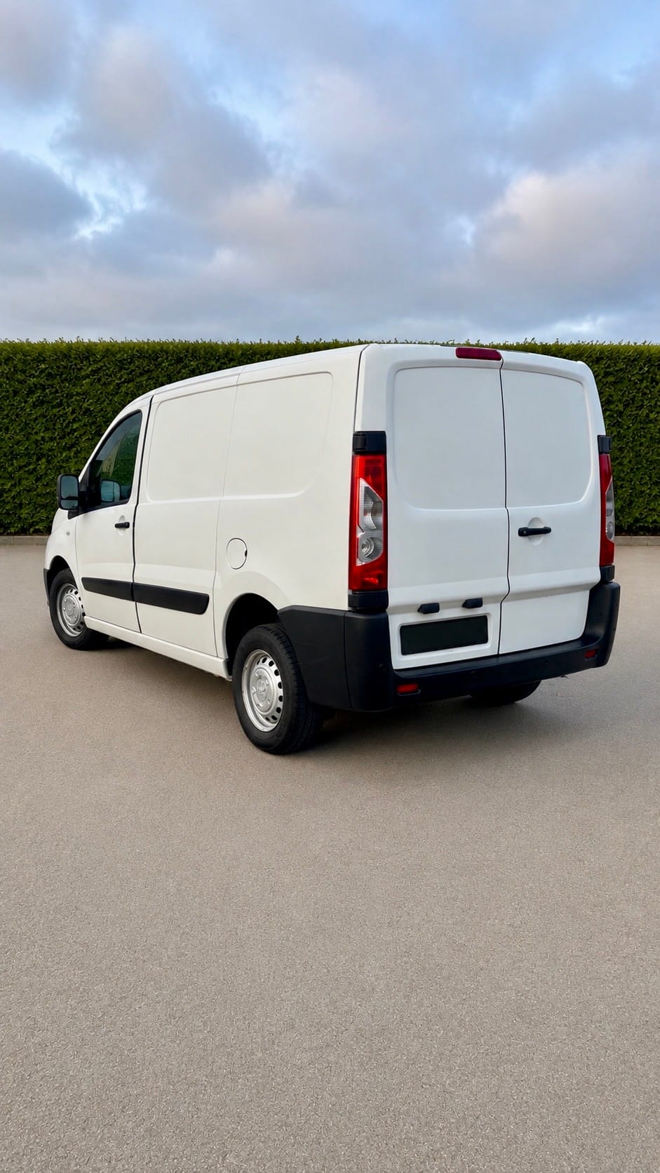 Peugeot Expert avec Autoradio