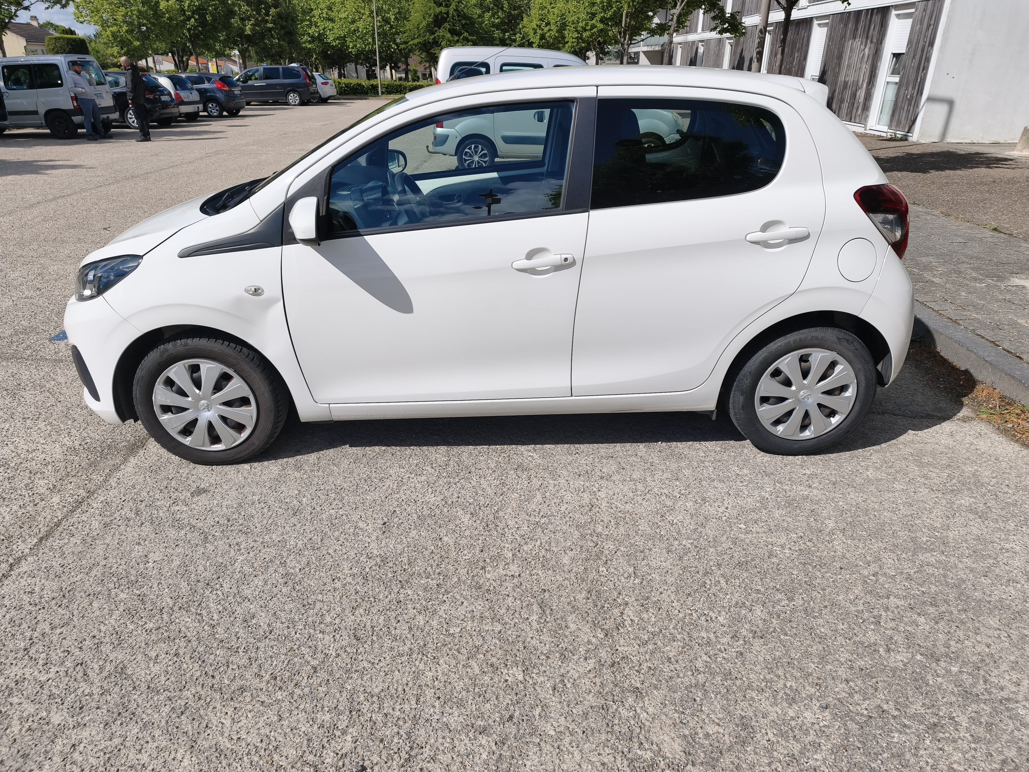 Peugeot 108 1.0 VTI avec Climatisation