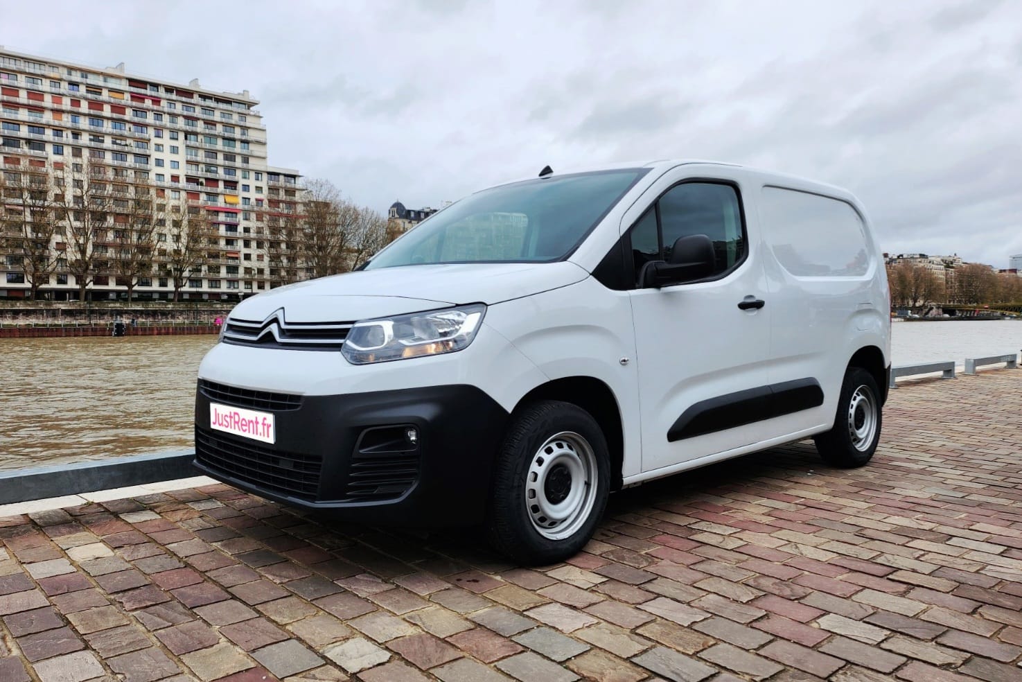 Citroen Berlingo Van (GN324) taille M = L1 (Clim, Bluetooth, ...), 2023, Essence 98