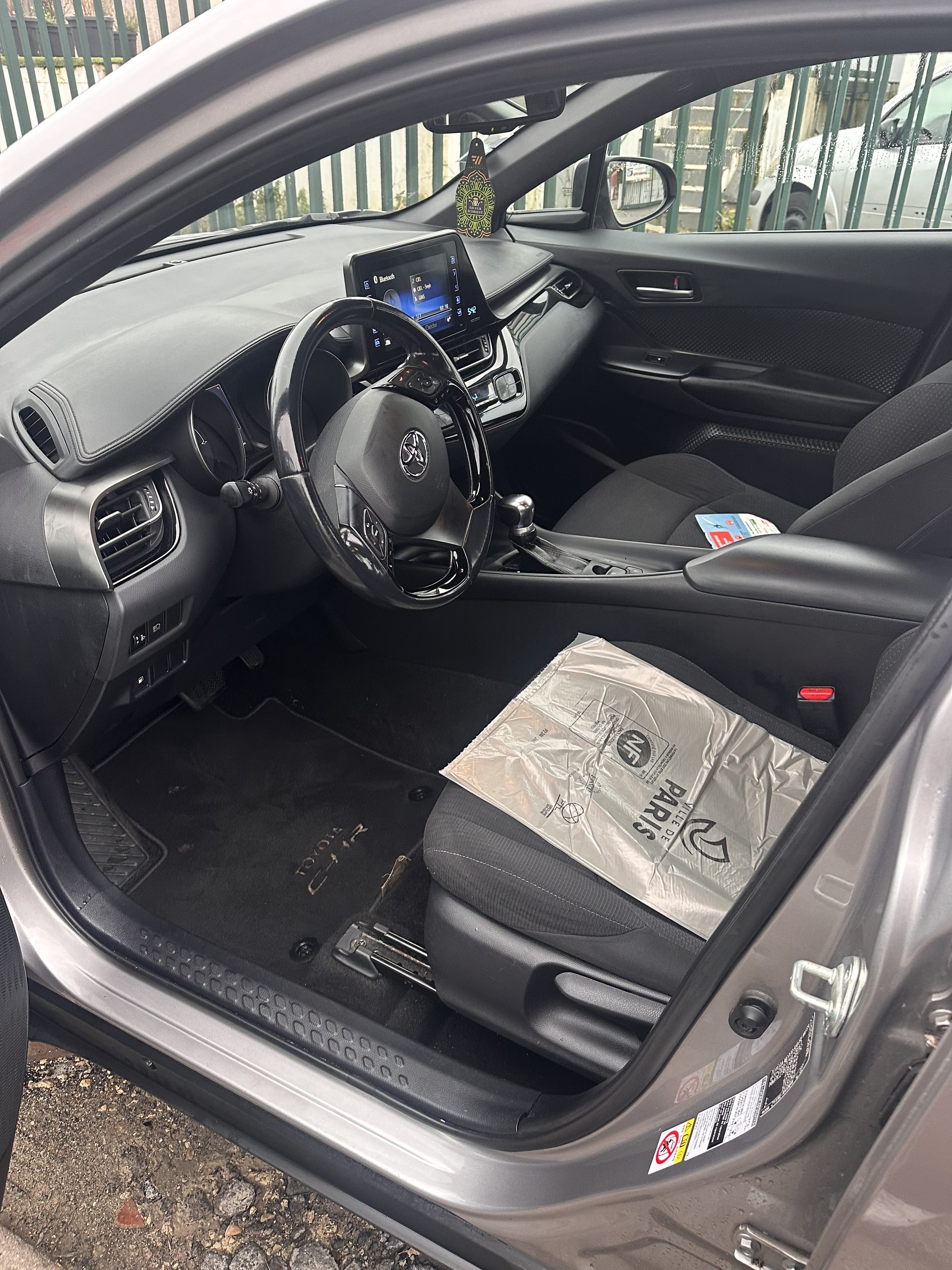 Toyota C-HR avec GPS